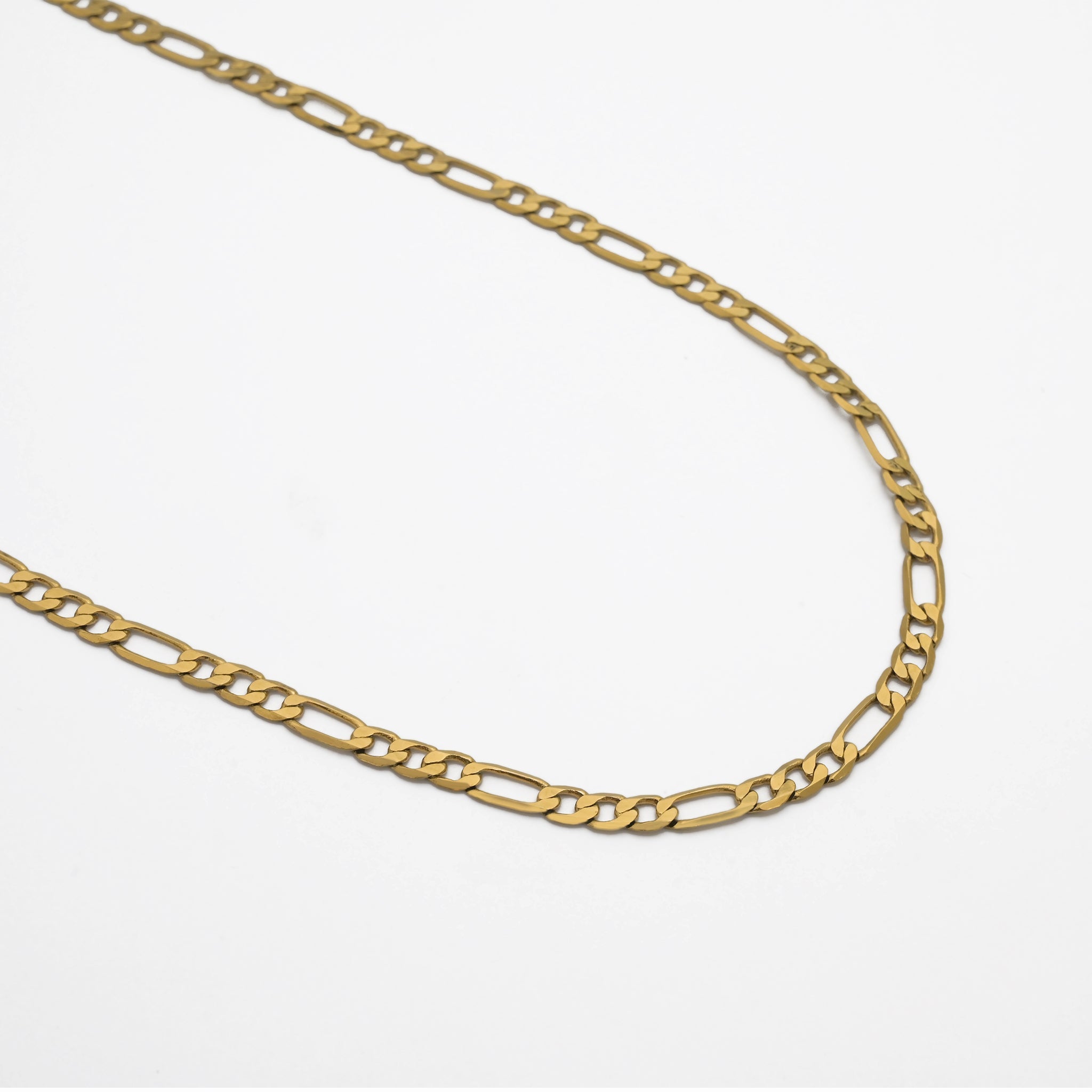 Branta Shiny Gold Curb Chain Necklace For Women