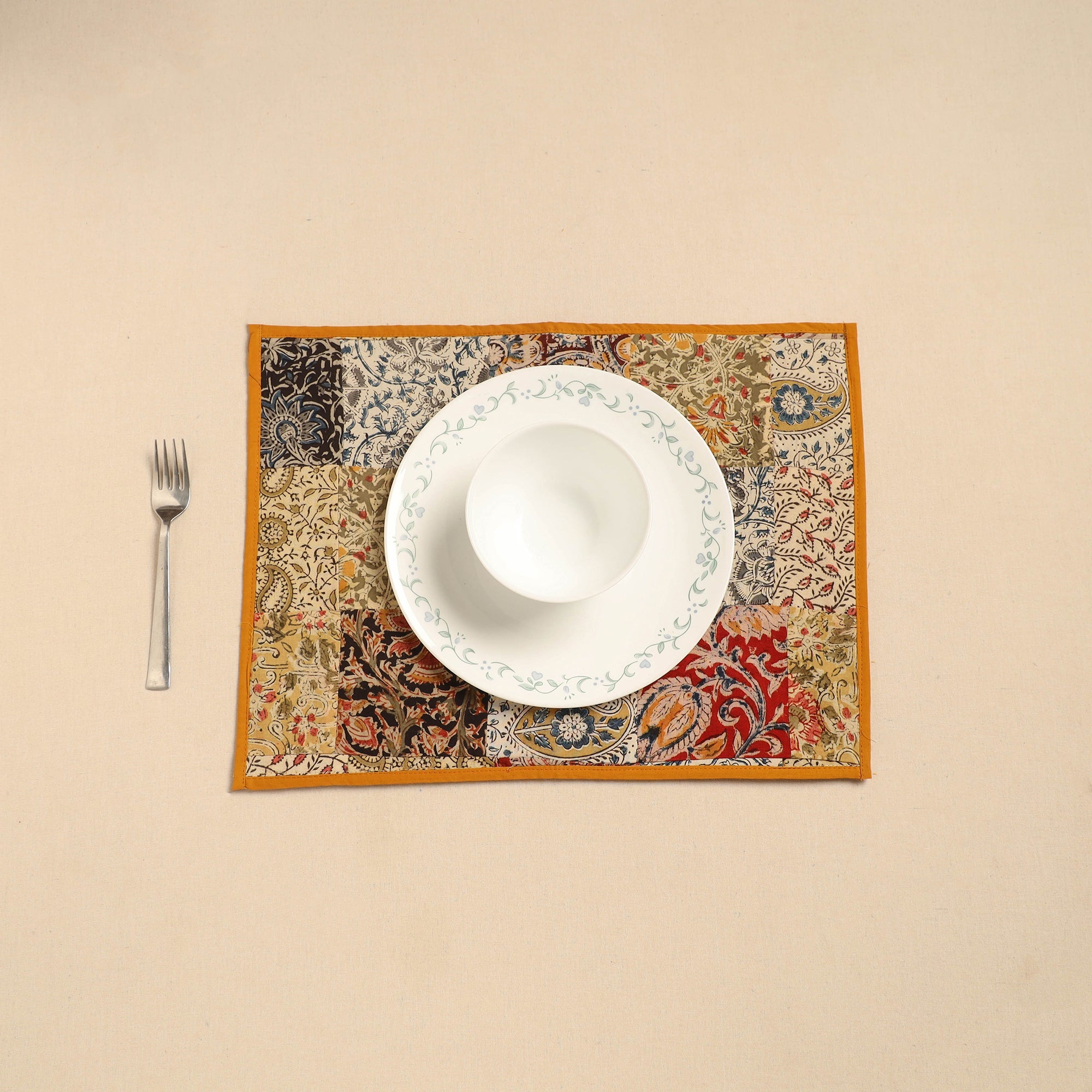 NOORI BAZAR Handcrafted Cotton Patchwork Table Mat 06