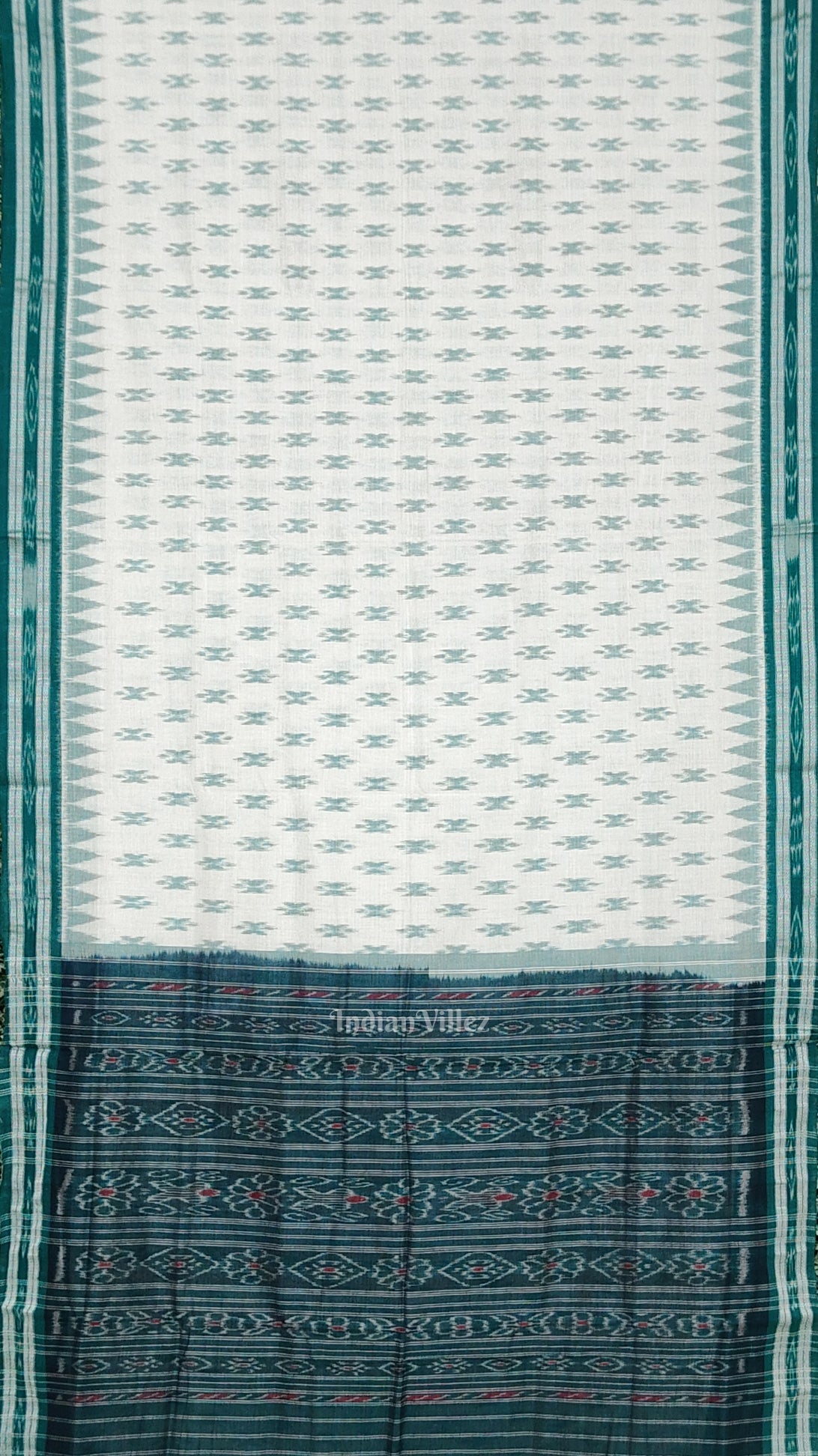 IndianVillèz White Teal Green Mayur Chandrika Maniabandha Cotton Saree