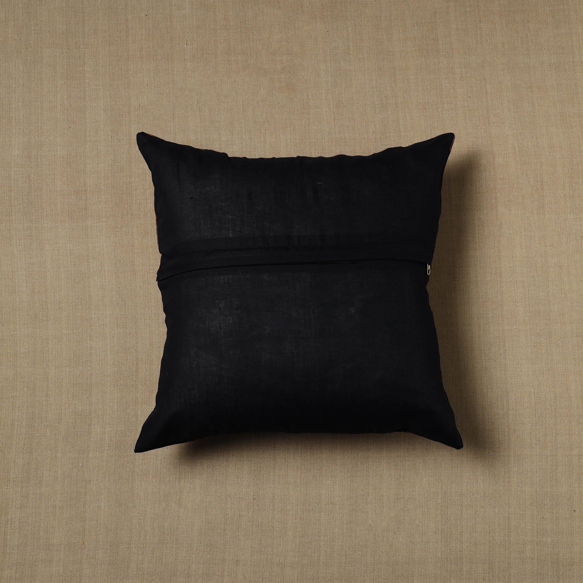 NOORI BAZAR Black - Patchwork Cotton Kanchipuram Cushion Cover (16 x 16 in) 01 - view 3