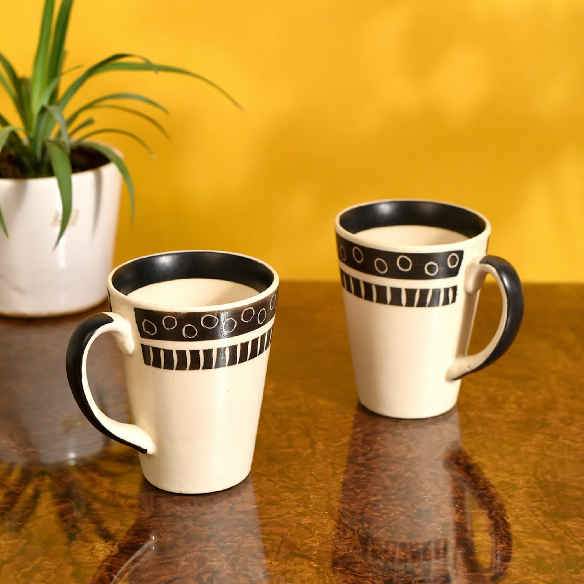 ART CREATIONS BY SUMAN SONTHALIA Beige - Mug Ceramic Black Polka (Set of 2) (4x3.2x4.1)