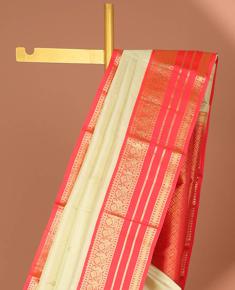 Pothys Cream floral buttas silk saree with korvai border of rekku , mayil design & intricate jaal zari design pallu - view 3