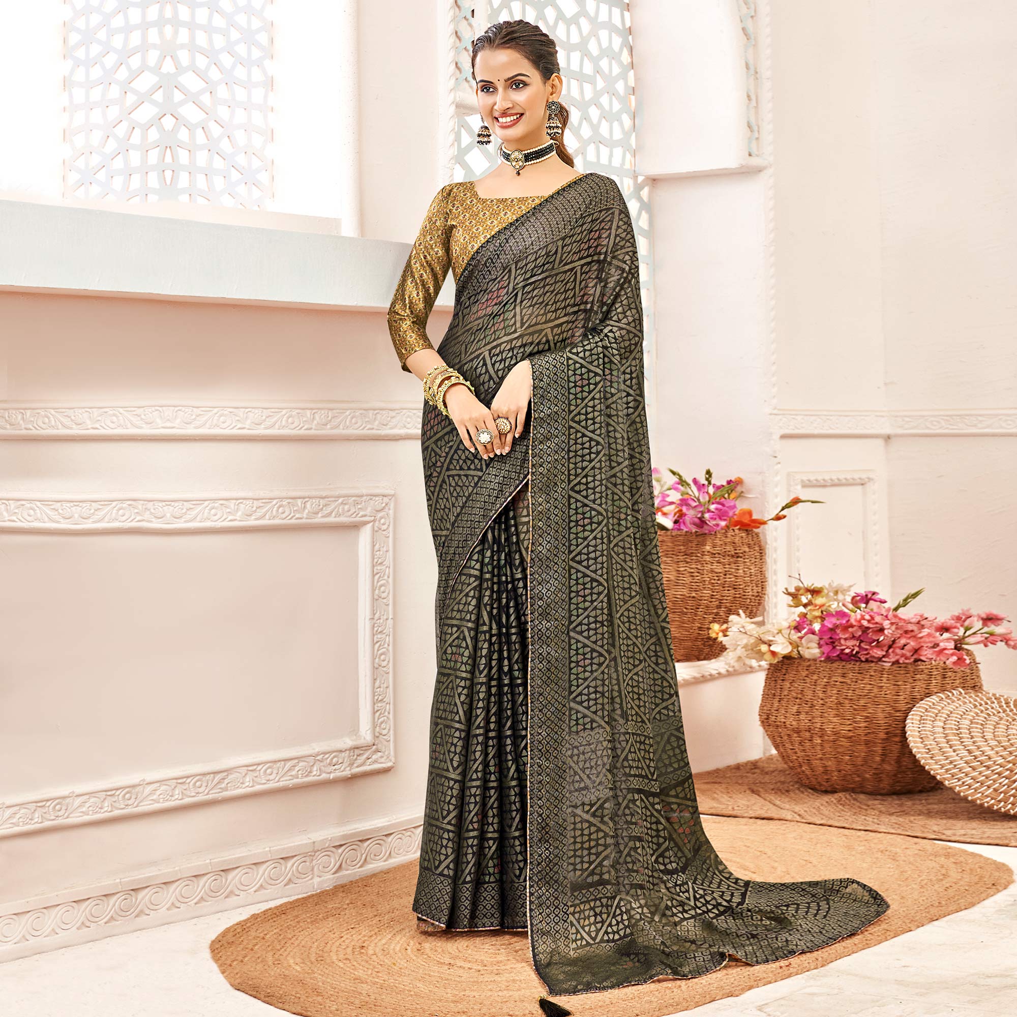 Peachmode Mehendi Green Geometric Printed Chiffon Brasso Saree