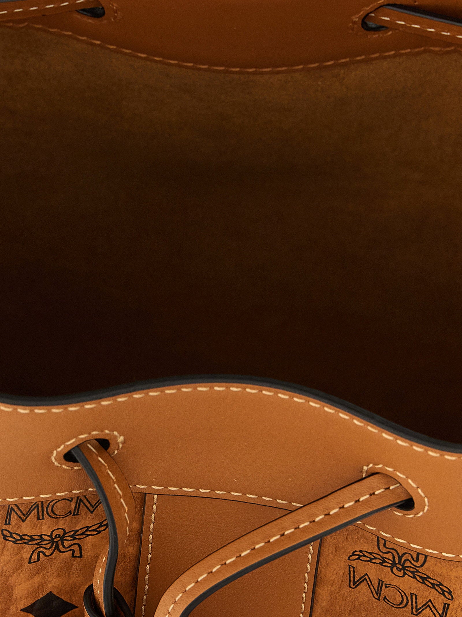 Mcm Dessau Bucket Bag - view 4