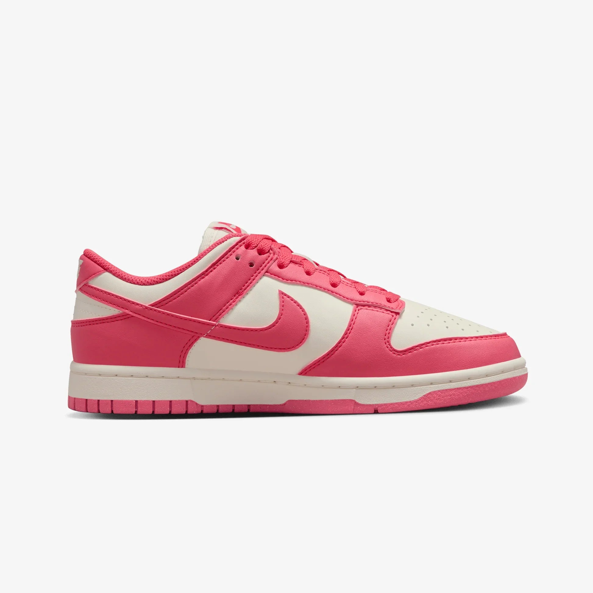HYPE ELIXIR Nike Dunk Low Next Nature Aster Pink