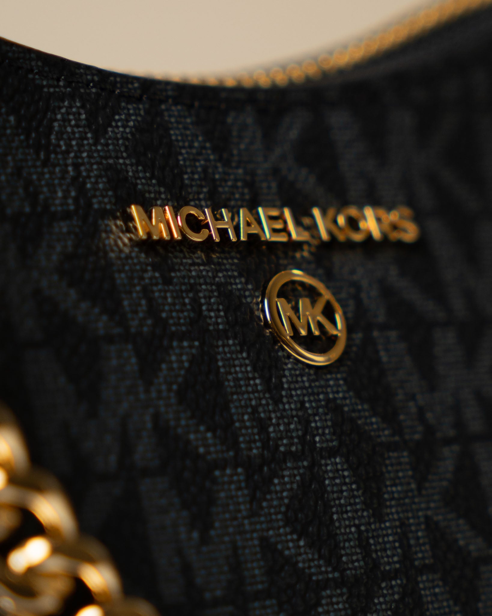 Michael Kors Heritage Blue Jet Set Charm Logo Medium Shoulder Bag - view 7
