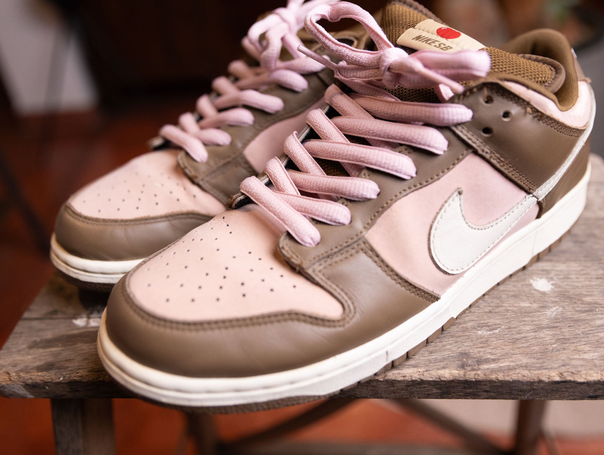 Nike Stussy x SB Dunk Low 'Cherry' - view 2