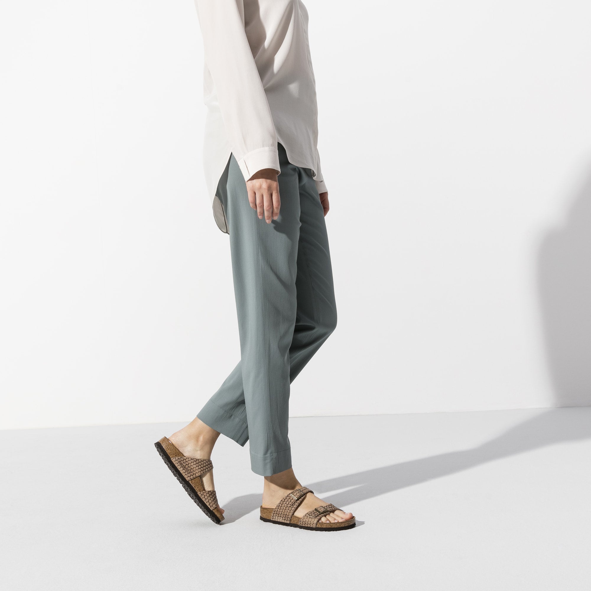 Birkenstock Sydney Embossed Grained Oiled Leather - view 6