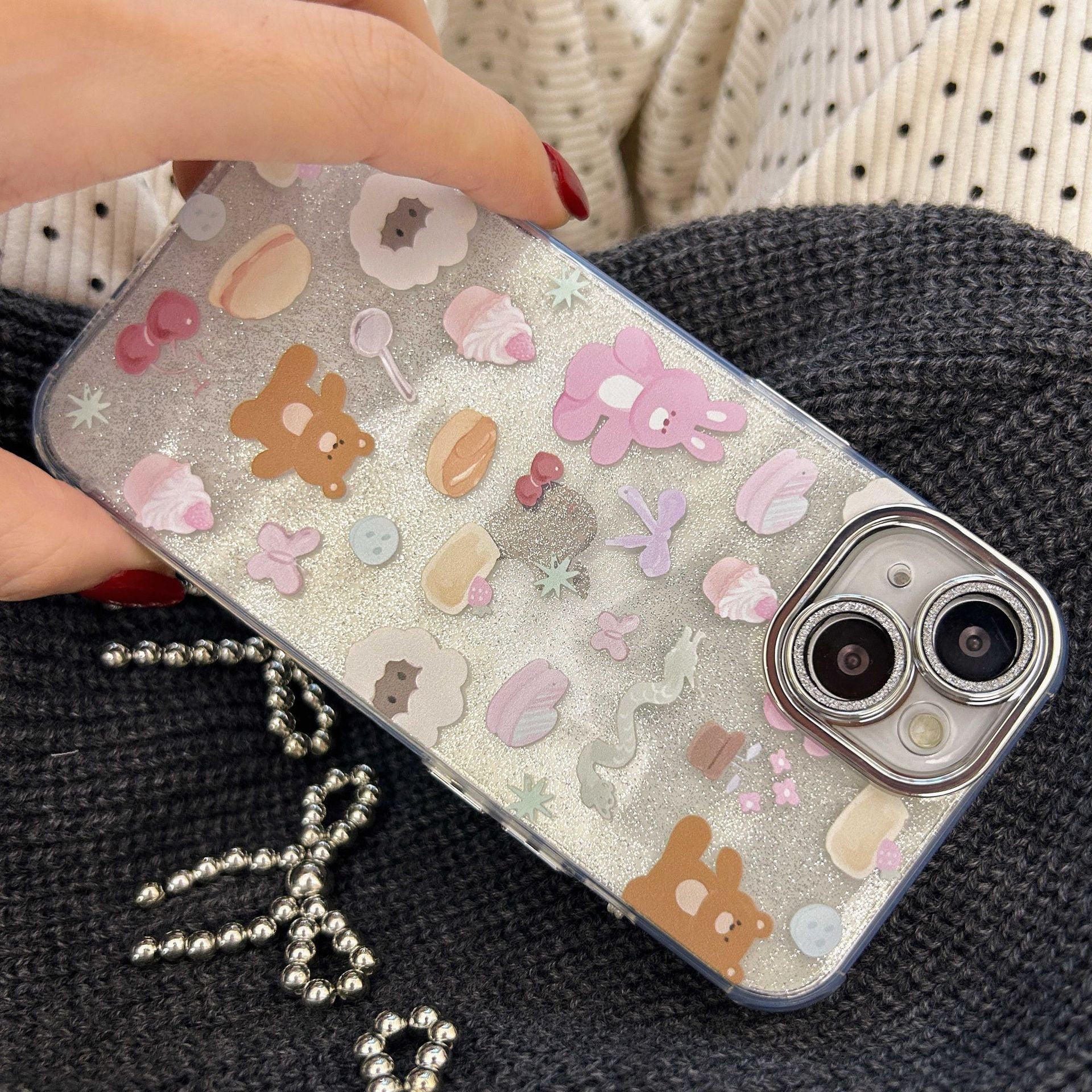 Peeperly Adorable Cuddly Bunny Illustration Case - view 4
