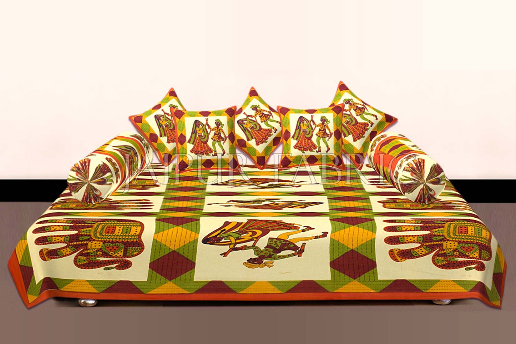 JaipurFabric® Cream Base Orange Border Jaipuri Folk Dance Print Cotton Diwan Set