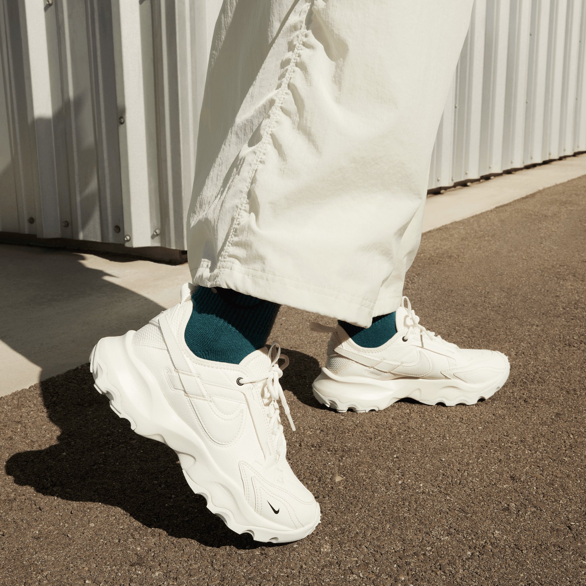 Nike | Tc 7900 { Sail/sail-black - view 2
