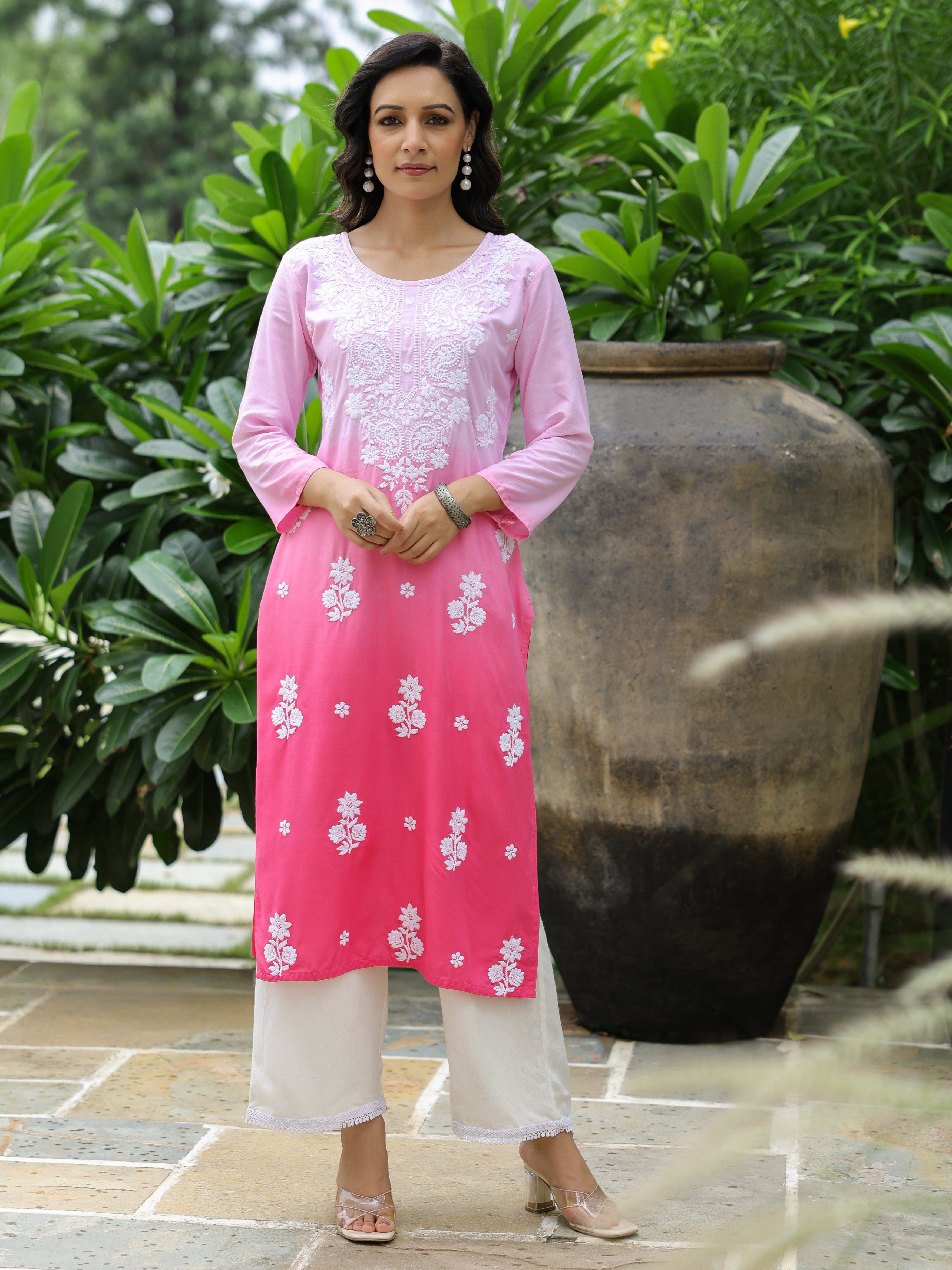 Fashor Blue Ombre Dyed & Chikankari Embroidered Straight Fit Kurta - Pink