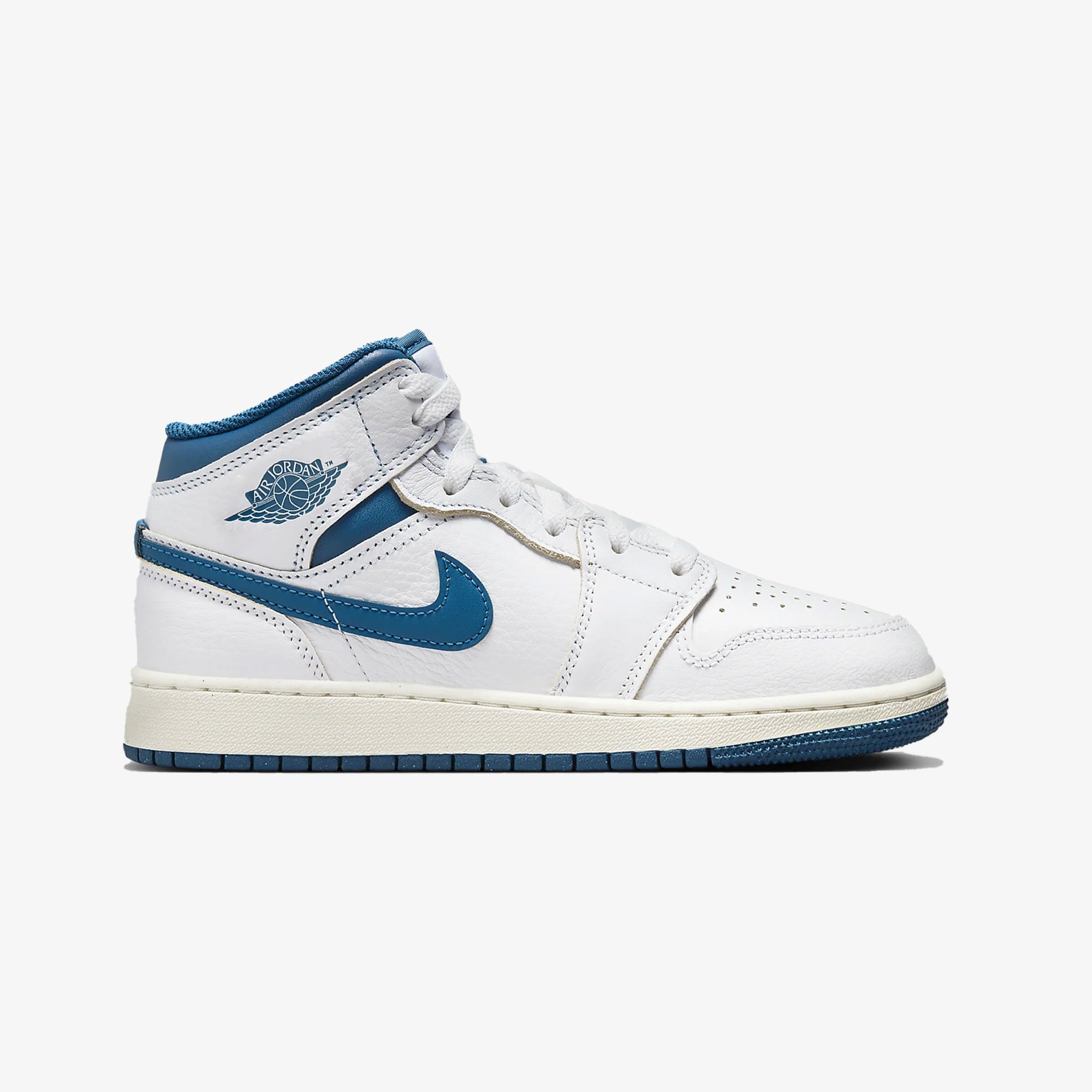 Jordan | AIR JORDAN 1 MID SE (GS) { WHITE/INDUSTRIAL BLUE-SAIL