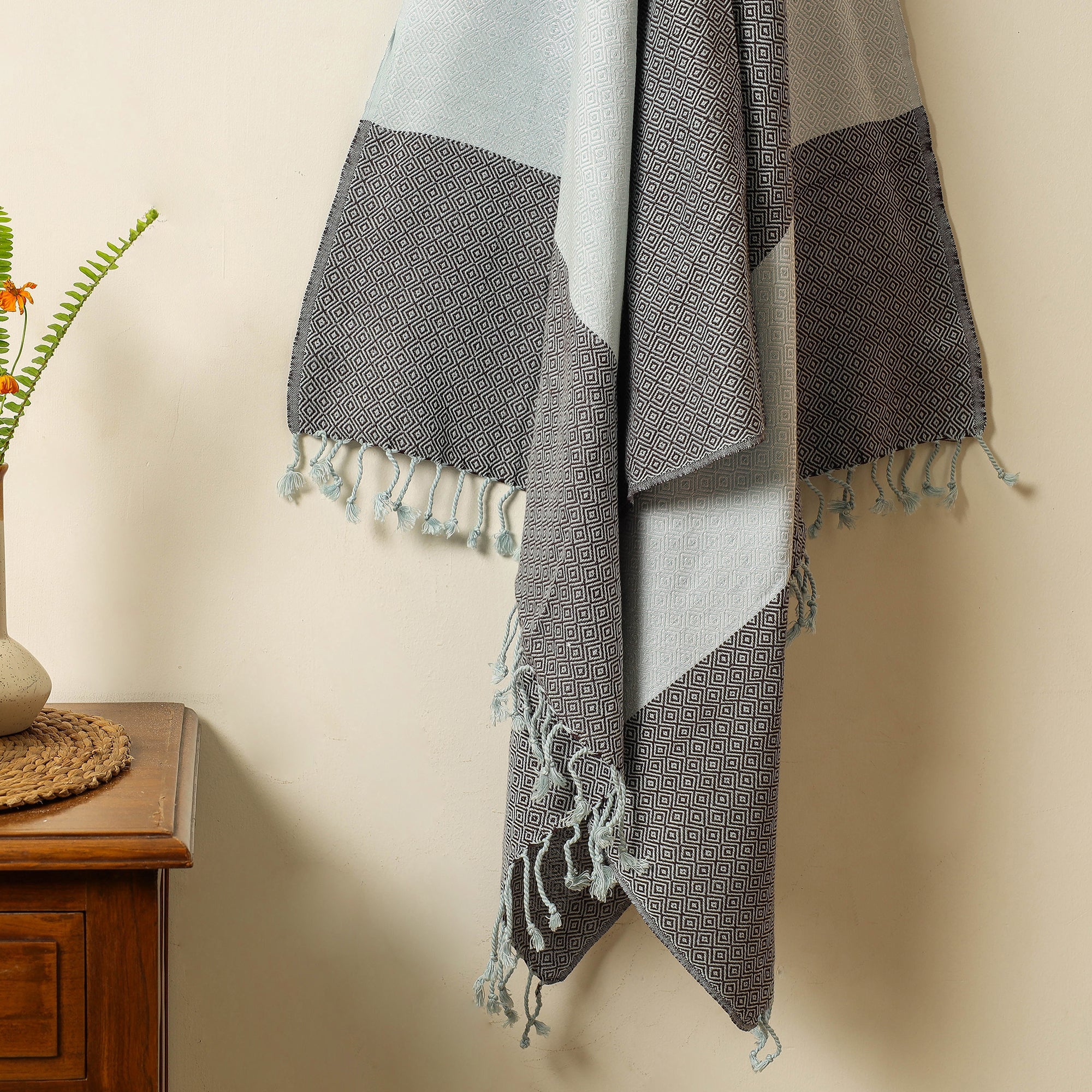 HANDLOOM VIRASAT Black - Handloom Cotton Towel with Tassels from Bijnor by Nizam - view 2