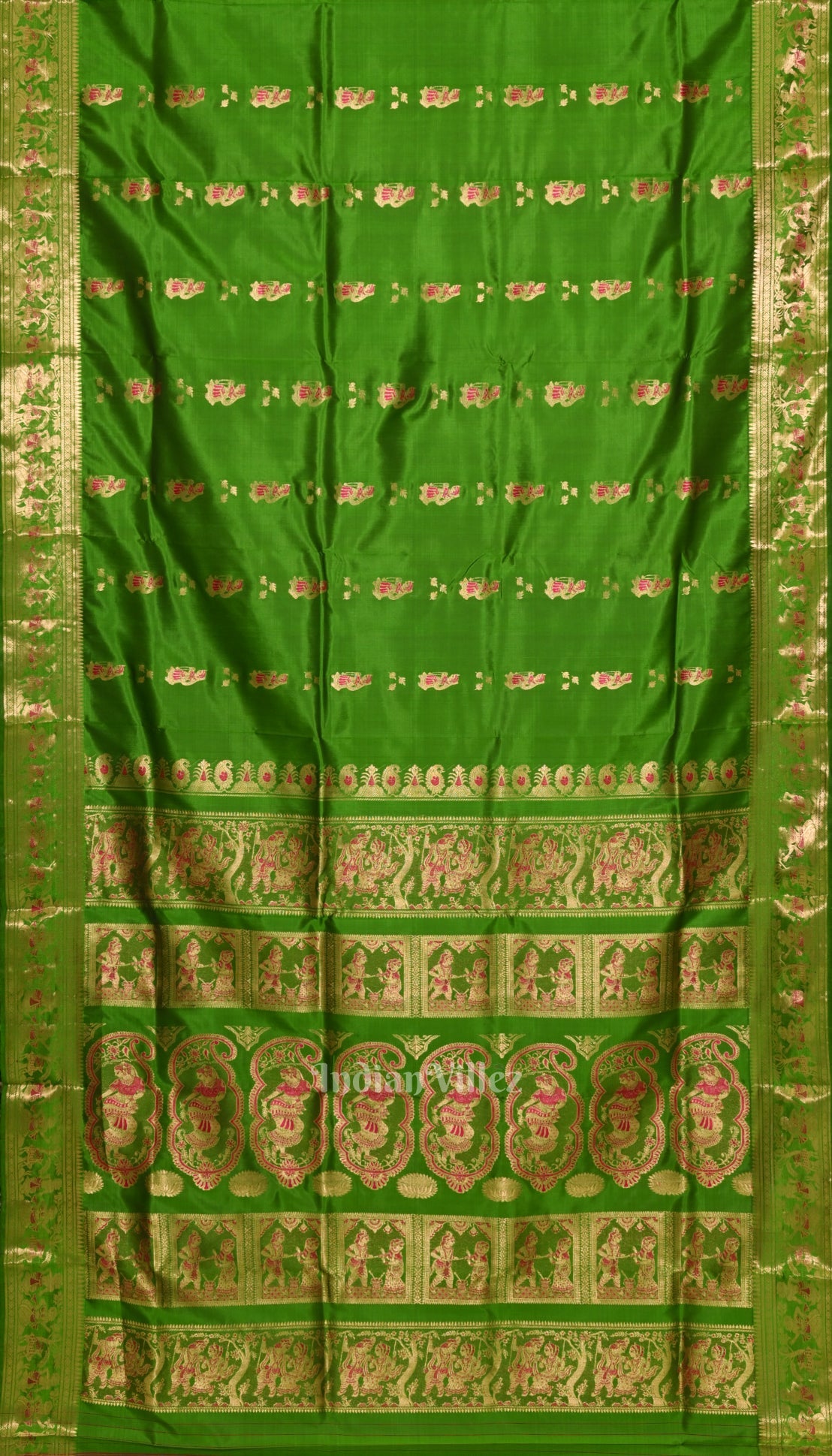 IndianVillèz Dark green Handwoven Baluchari Silk Saree