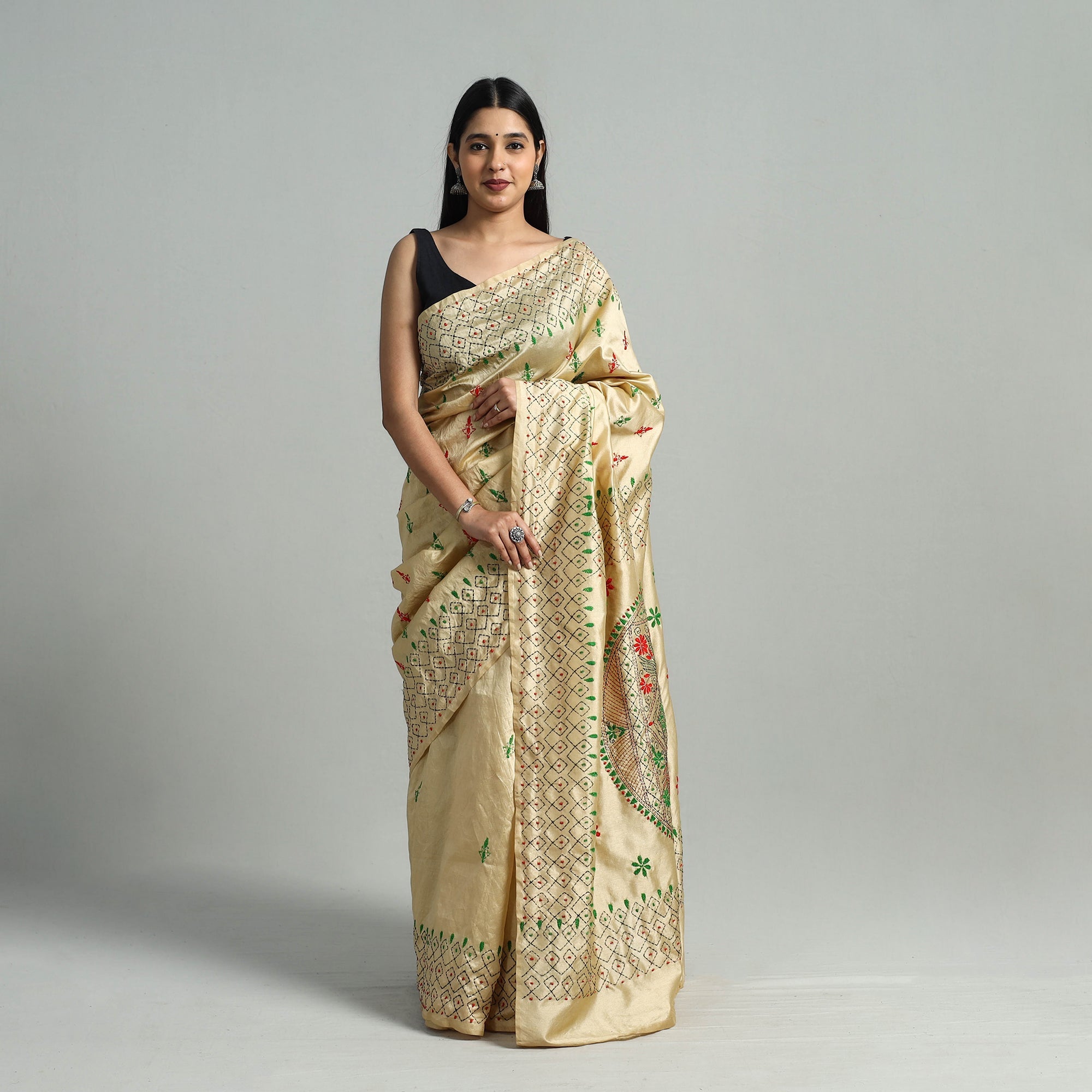 ITOKRI CRAFTS INITIATIVE Beige - Bengal Silk Nakshi Kantha Hand Embroidery Saree 07