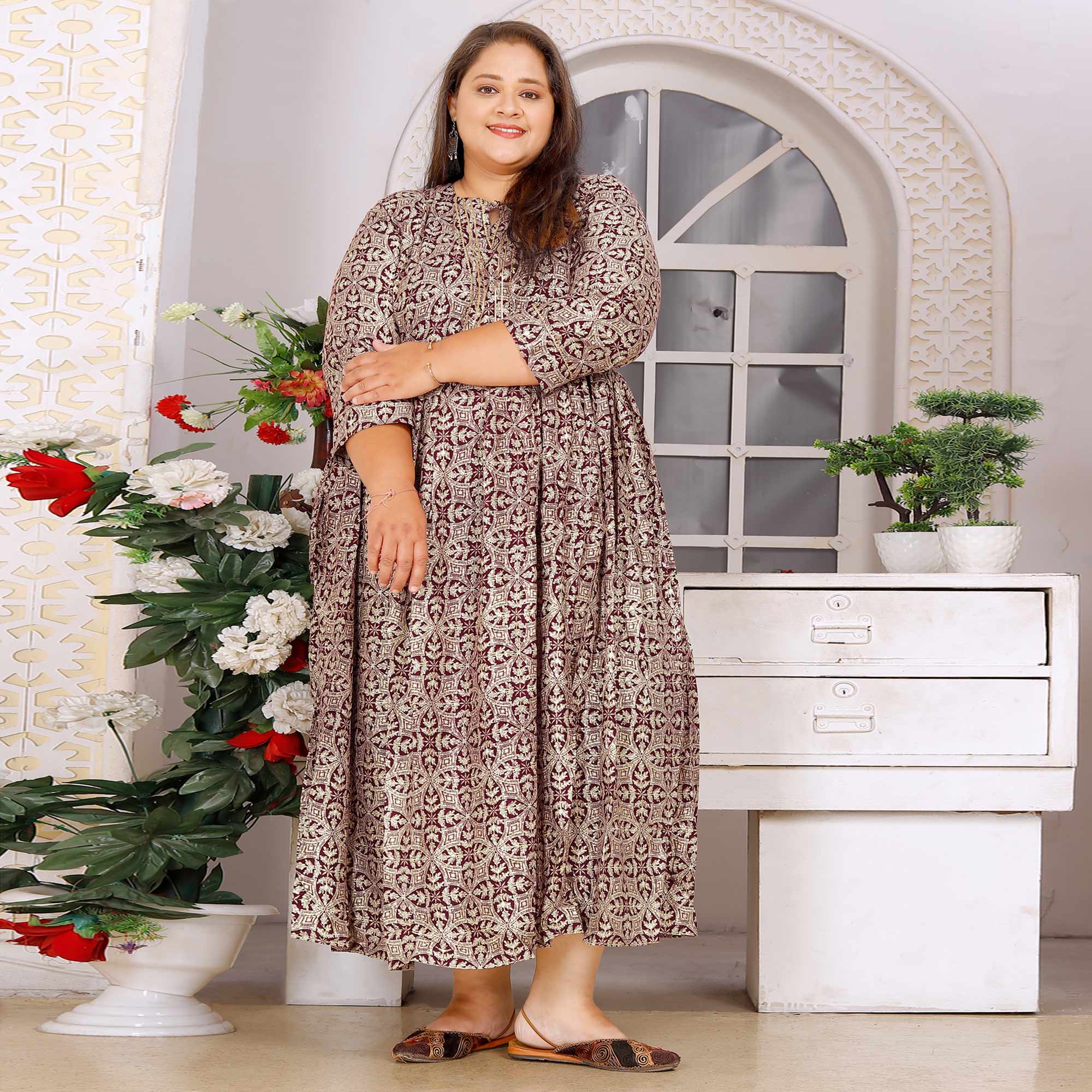 Peachmode Seller Maroon Floral Printed Rayon Long Kurti - view 2