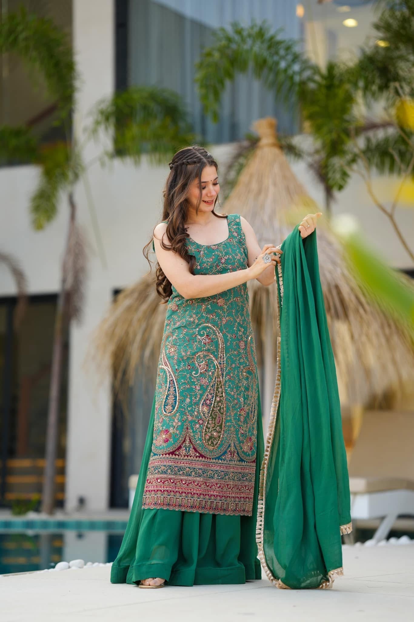 Idaho-o Samara green heavy embroidered suit - view 4