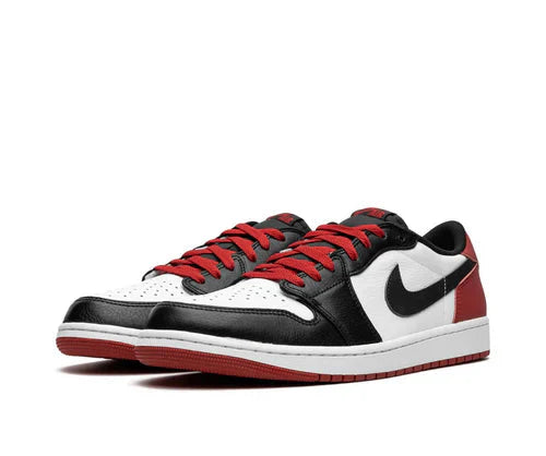 Sneaker Cafe Mumbai Jordan 1 Retro Low OG Black Toe - view 2