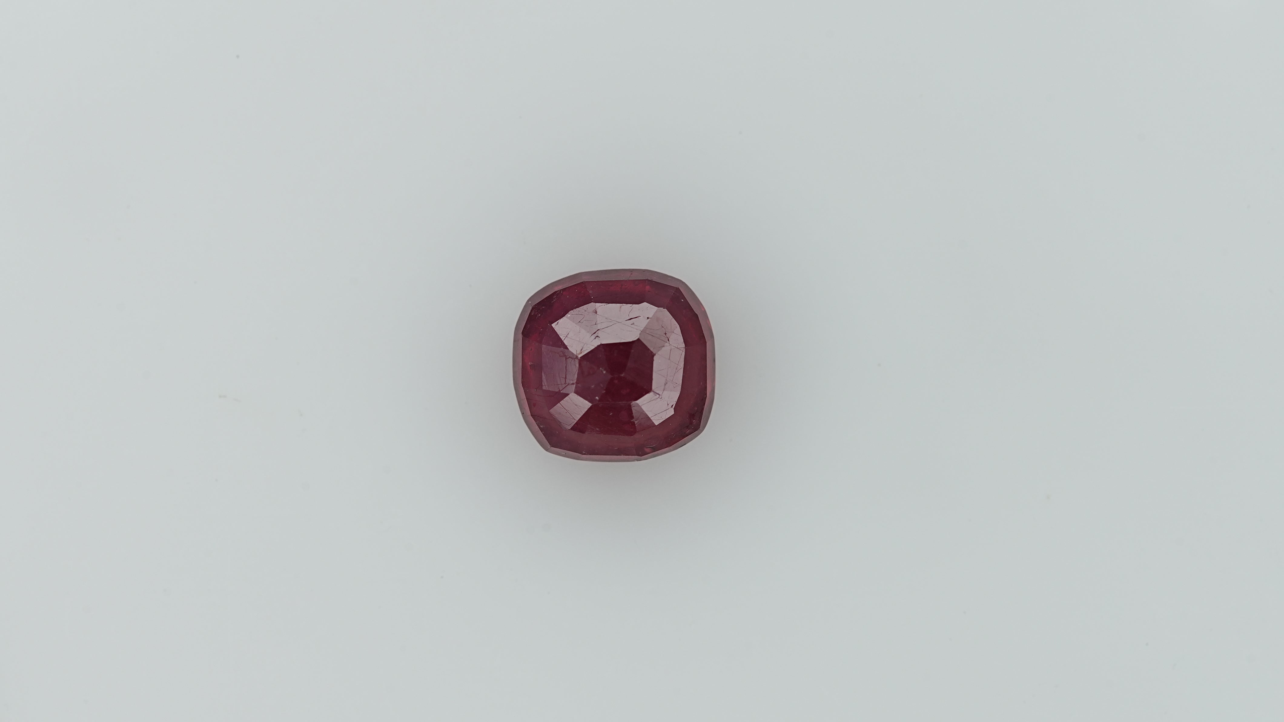 Gemsmantra Ruby - 5.3 Carats (5.83 Ratti) - view 2