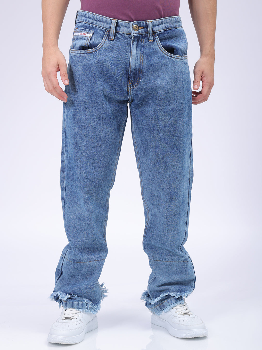 The Indian Garage Co Men's Blue Vintage Straight Fit Solid Distressed Jeans