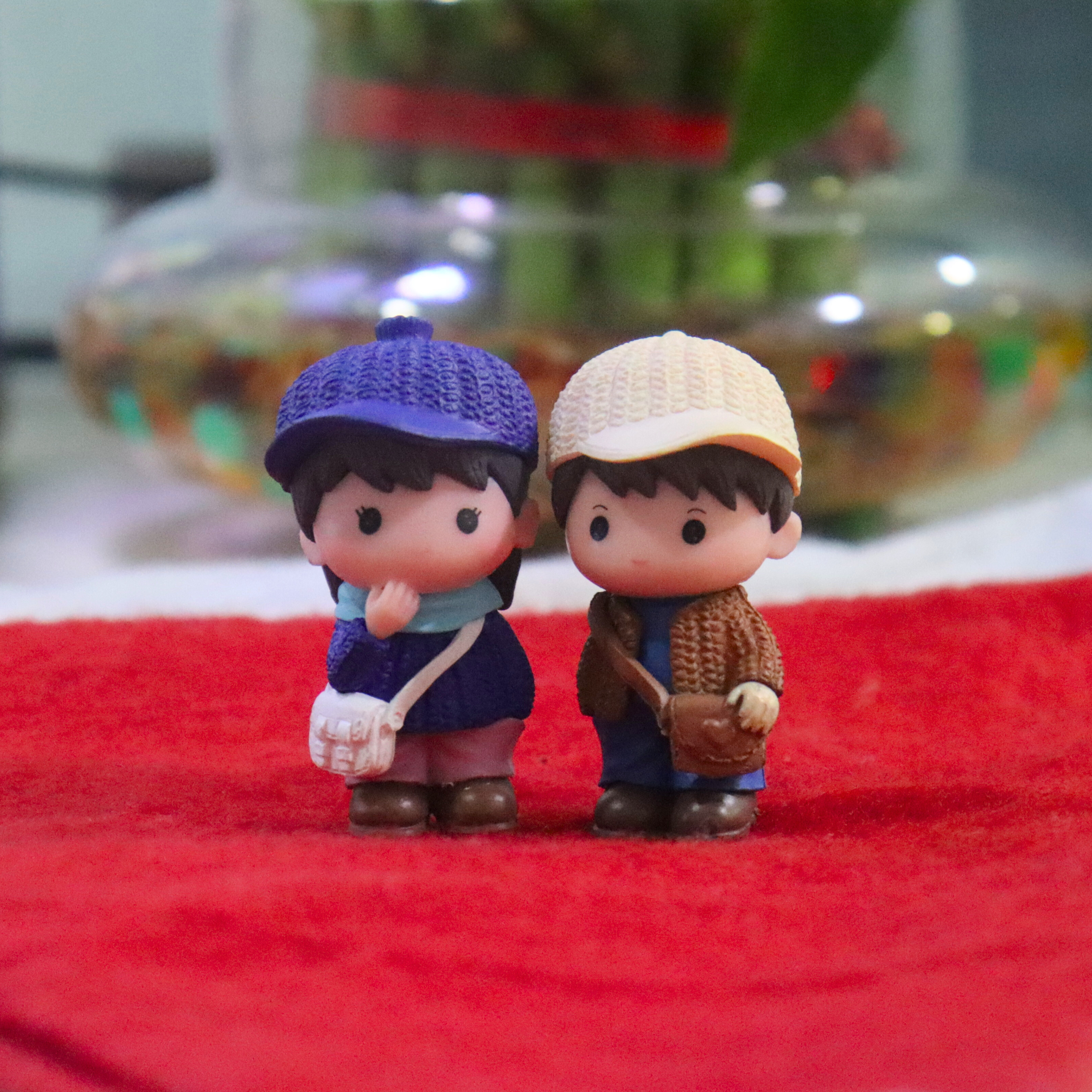 Seed2Plant Winter Couple Miniature
