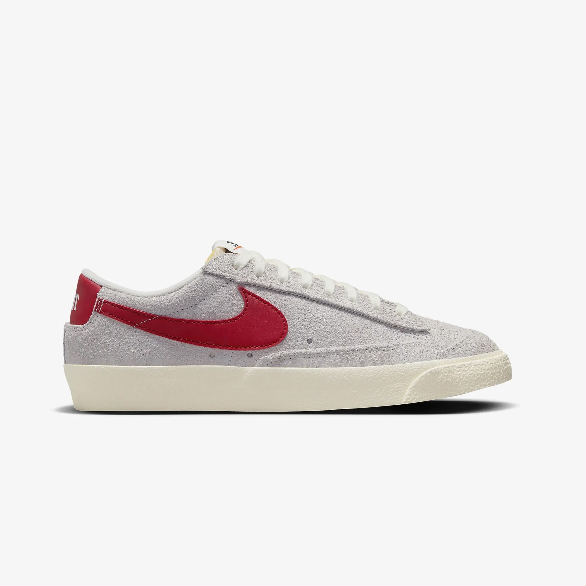 Vintage summit white – Nike | BLAZER LOW '77 VINTAGE { SUMMIT WHITE/GYM RED-SAIL-COCONUT MILK