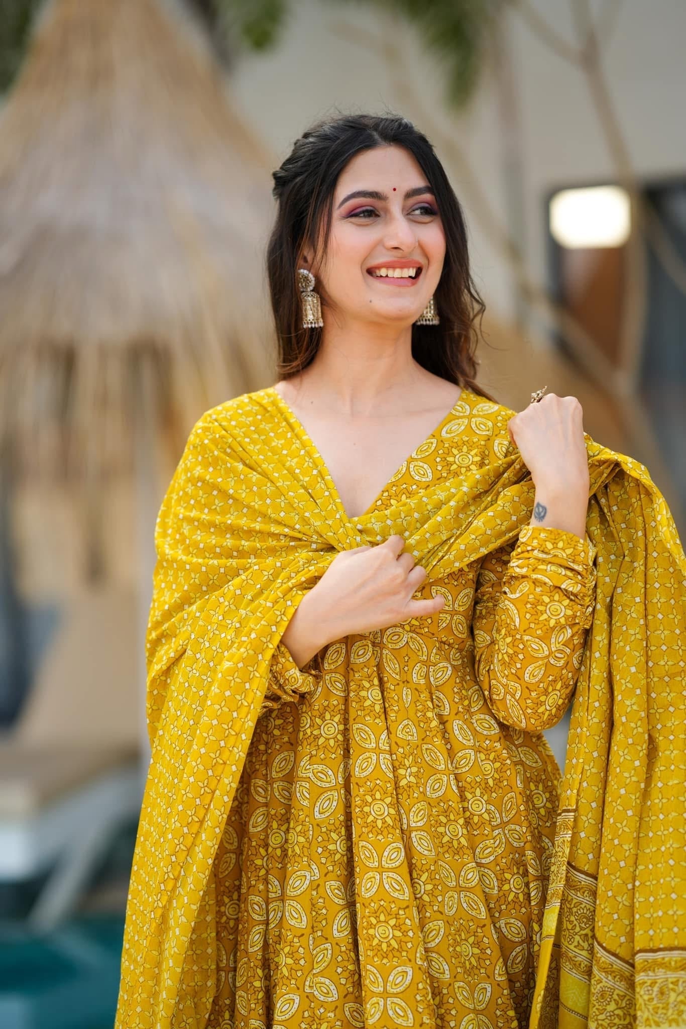 Idaho-o Vastra yellow cotton suit set - view 2
