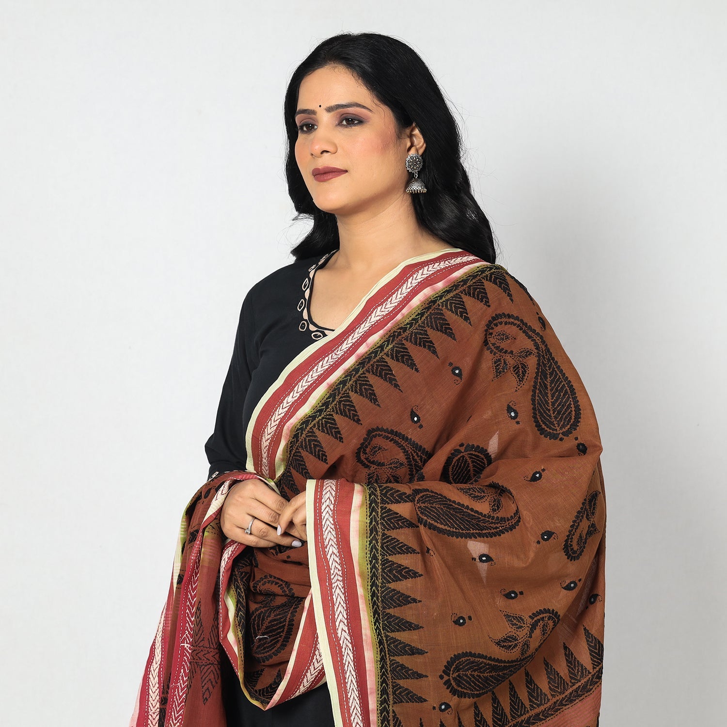 KHUSHBASH - HAPPY LOOM OF EAST Brown - Bengal Kantha Embroidery Cotton Handloom Dupatta - view 2