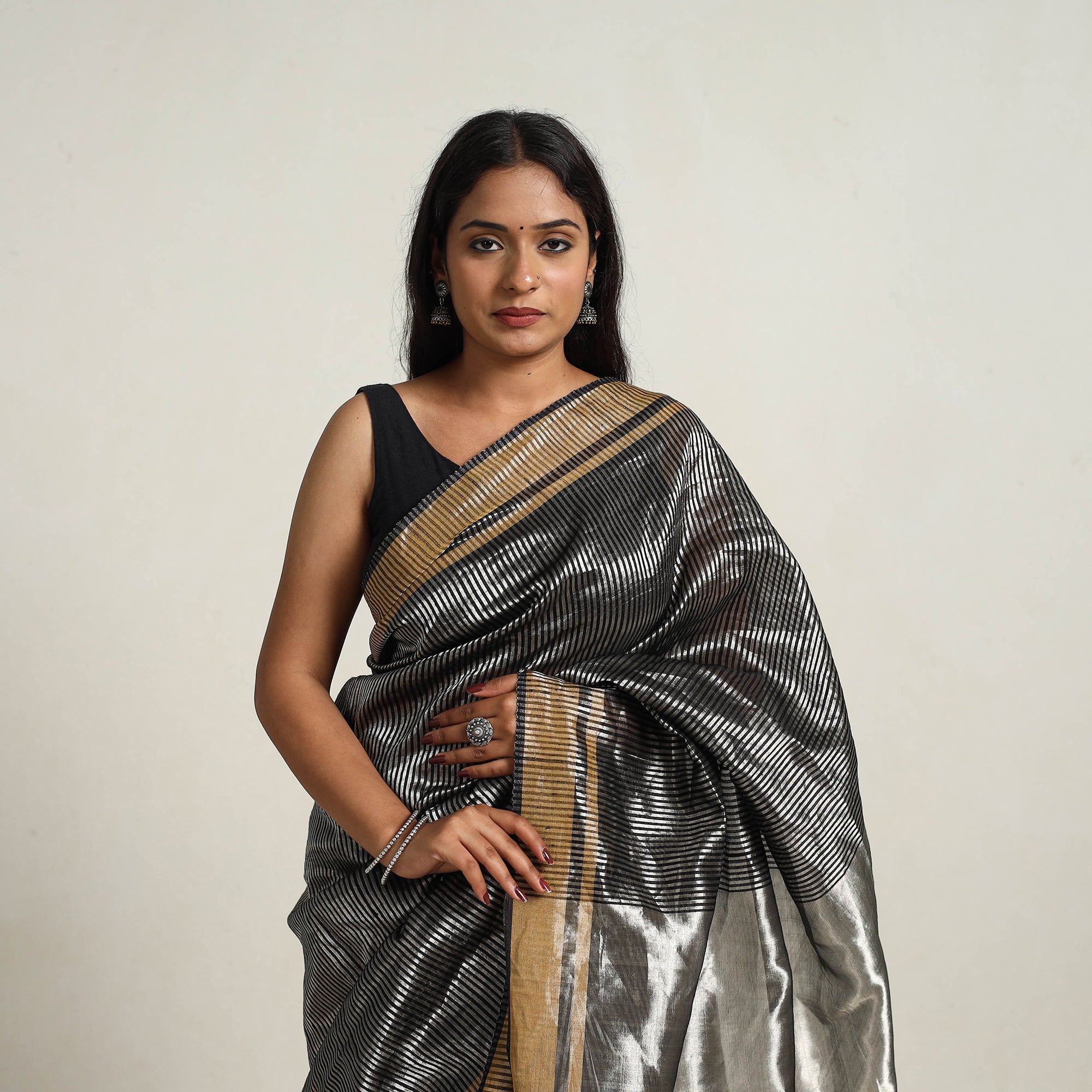 ITOKRI CRAFTS INITIATIVE Black - Festive Desi Tussar Silk Bhagalpuri Handloom Saree 04 - view 3