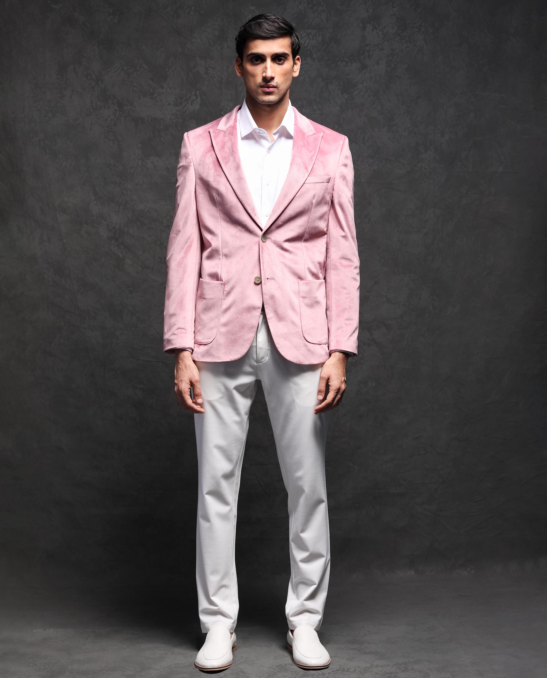 Rare Rabbit Men's Mazey Pink Polyester Fabric Peak Lapel Single Breasted Tailored Fit Velvet Blazer - view 4