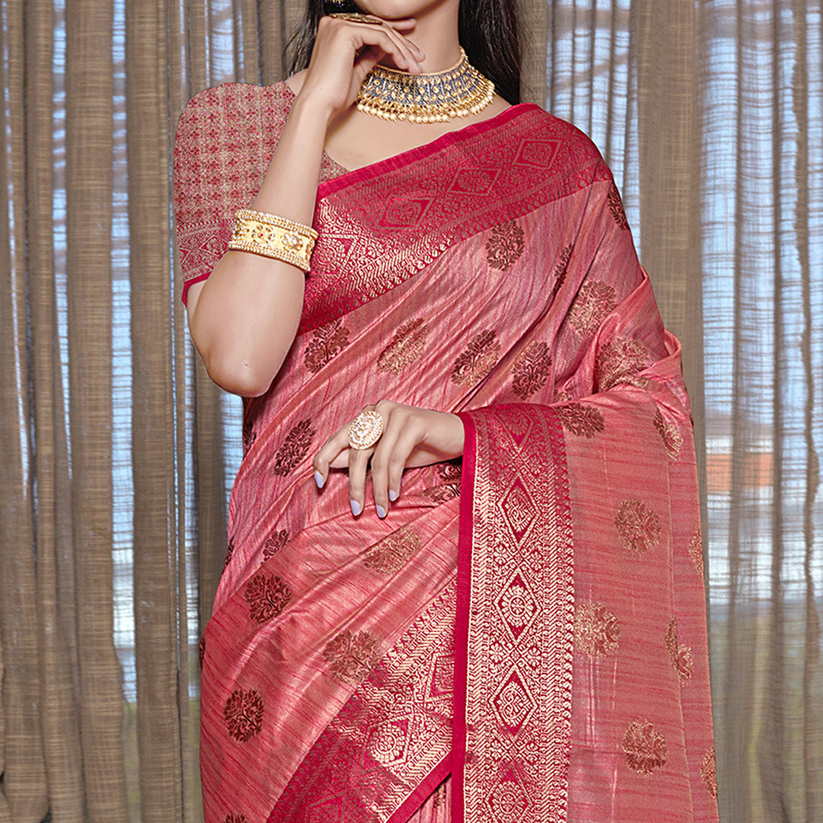 Peachmode Gajari Pink Floral Woven Cotton Blend Saree - view 3