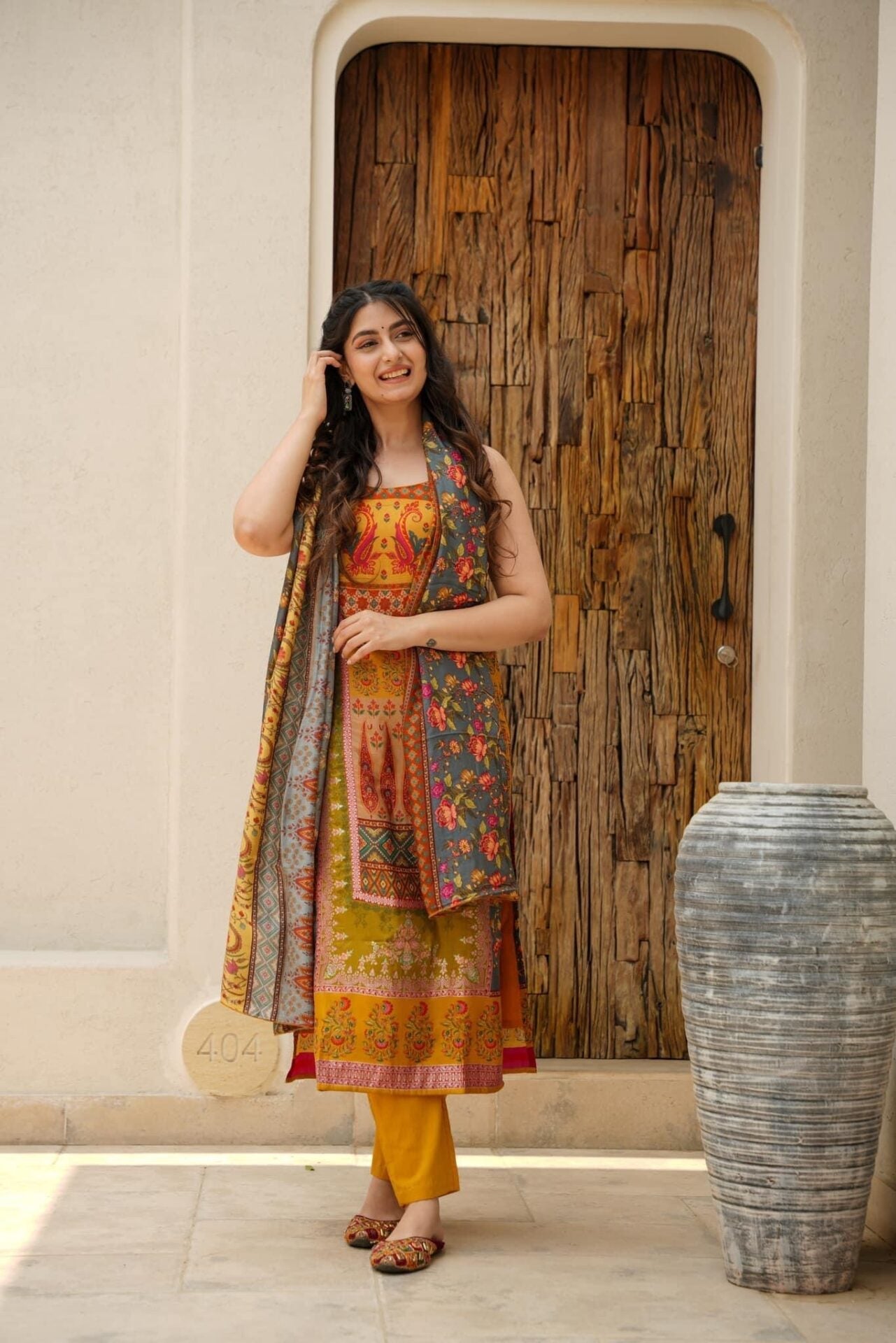Idaho-o dazzling Lilia kurta set