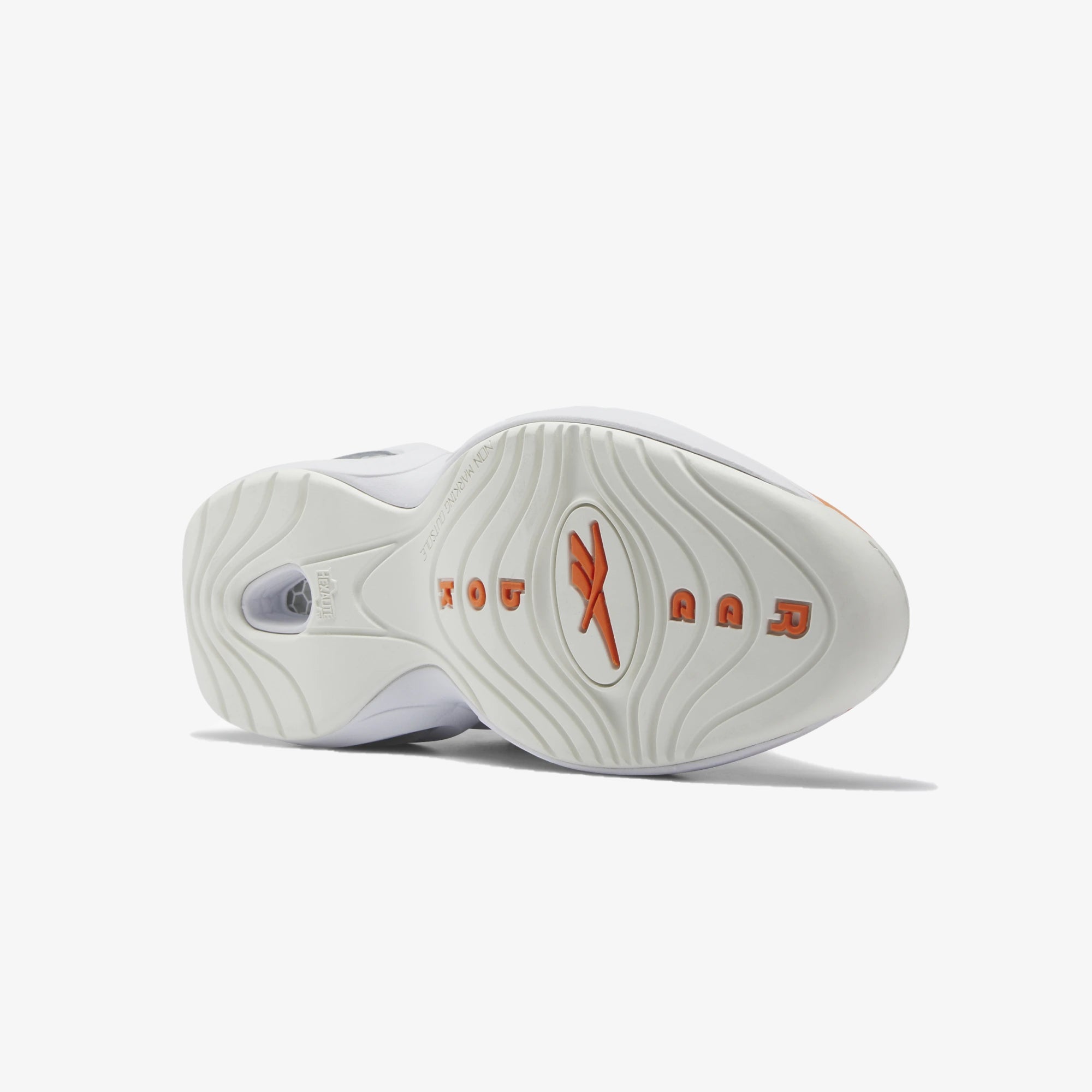 Reebok | QUESTION MID { CLOUD WHITE/SMASH ORANGE S23-R - view 3