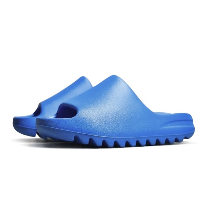 HYPE ELIXIR Yeezy Slides Azure - view 2