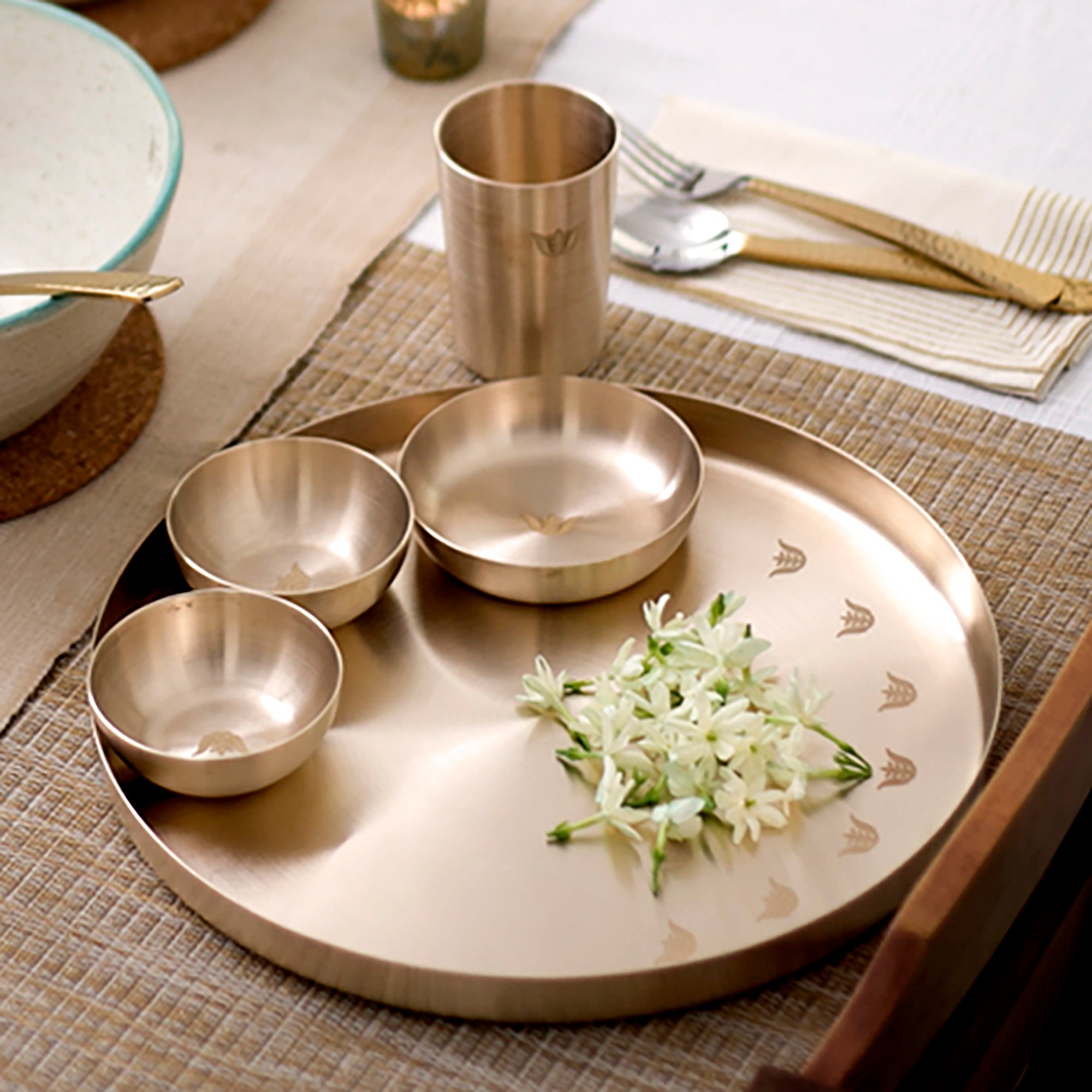 STUDIO COPPRE Brown - Tulsi Kansa Dinner Set - view 2