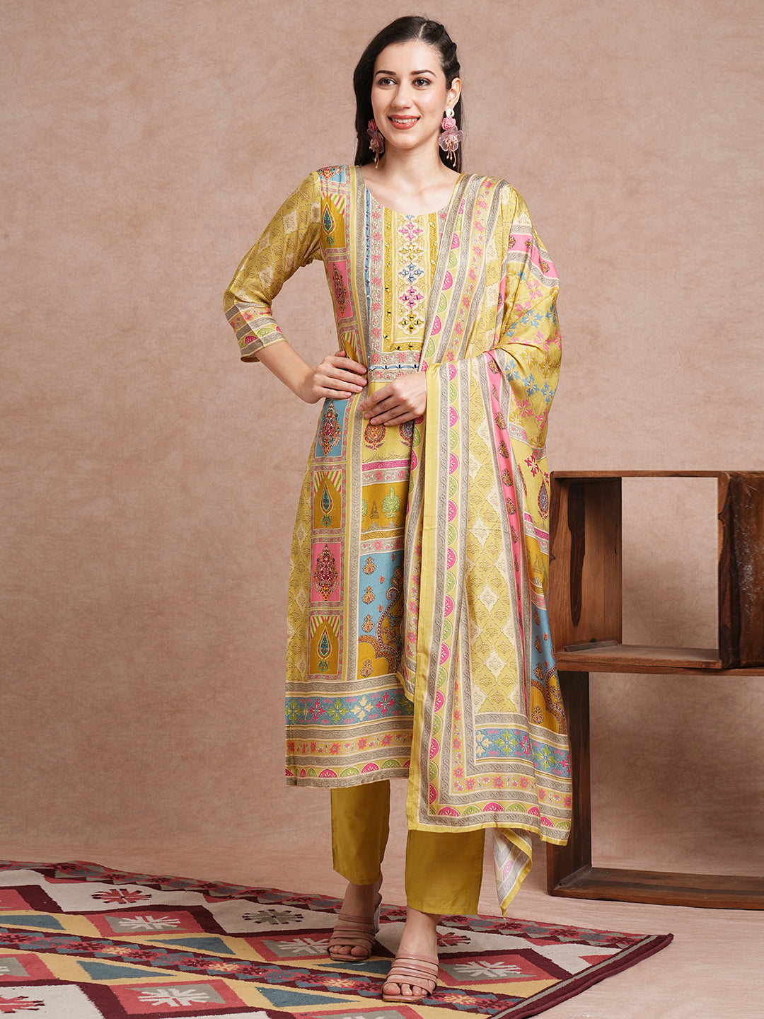 FASHOR Ethnic Printed & Mirror Embroidered Straight Fit Kurta with Pant and Dupatta - Green - view 3