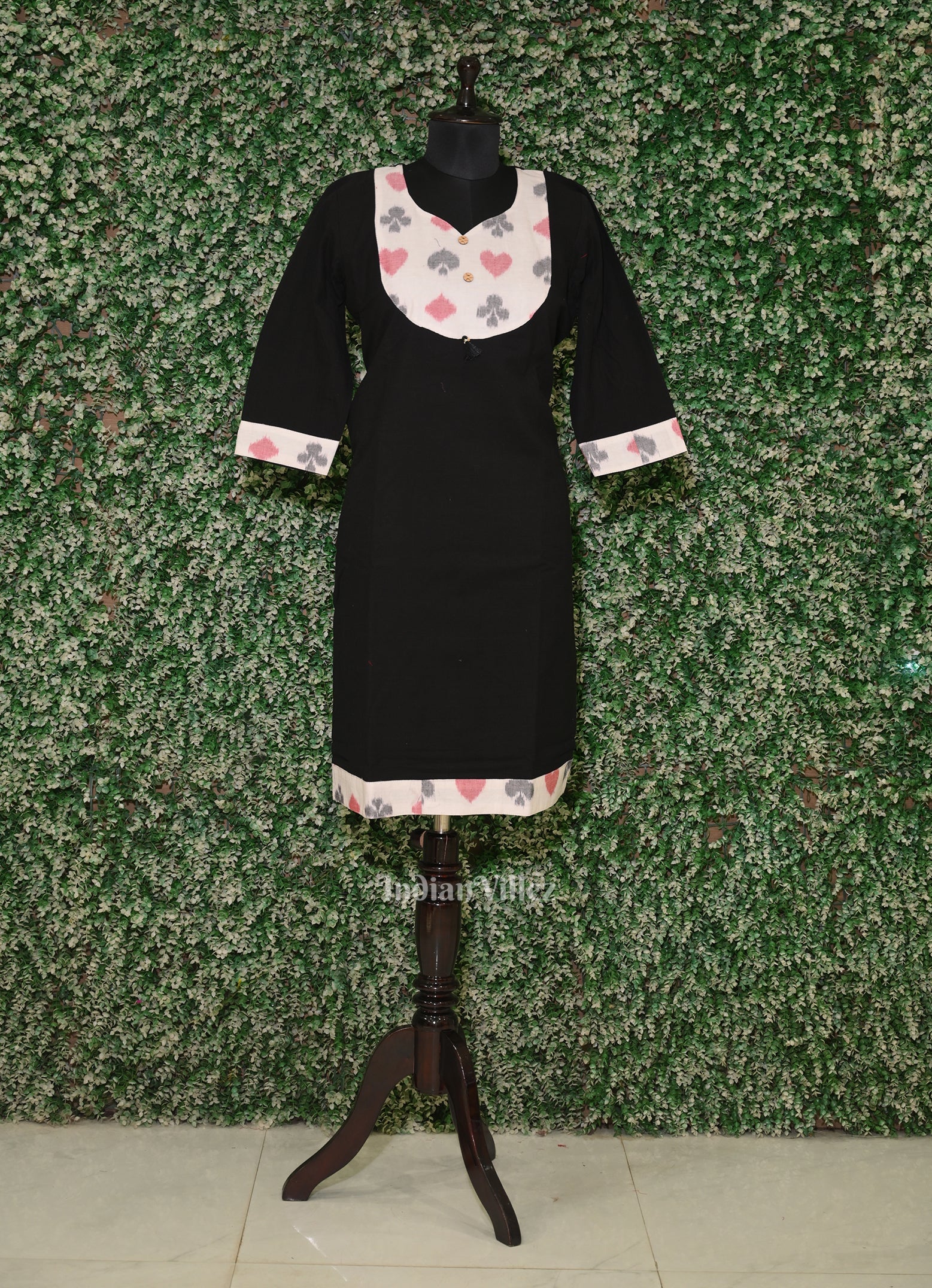 IndianVillèz Black White Odisha Ikat Designer Cotton Kurti for Women