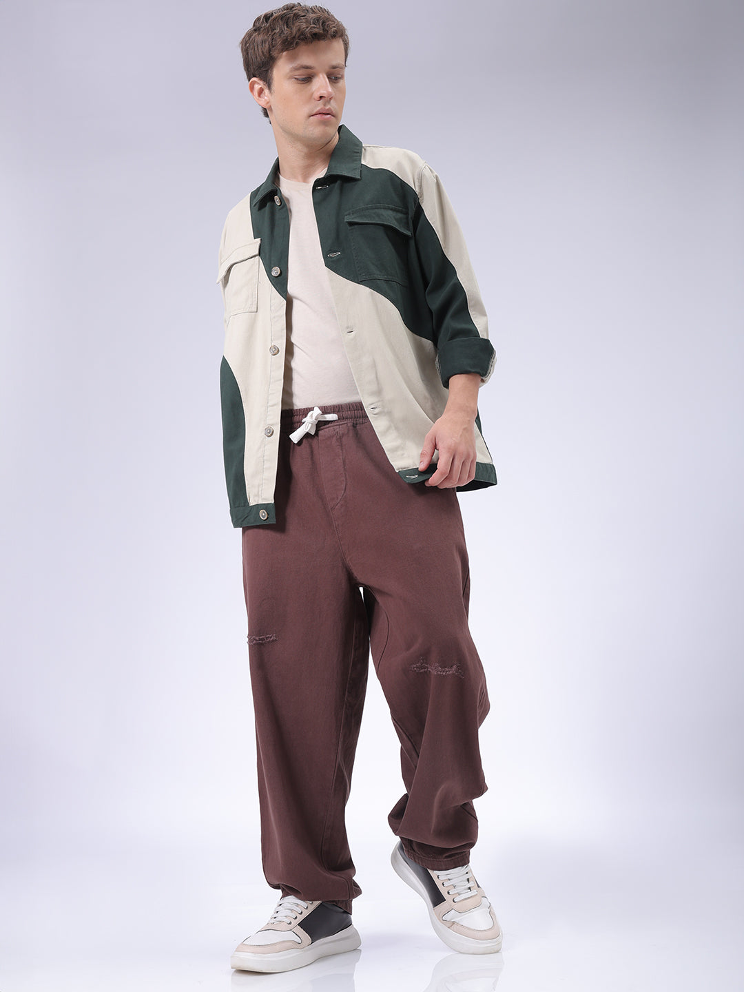 The Indian Garage Co Men's Brown Barrel Loose Fit Solid Denim Jogger - view 2
