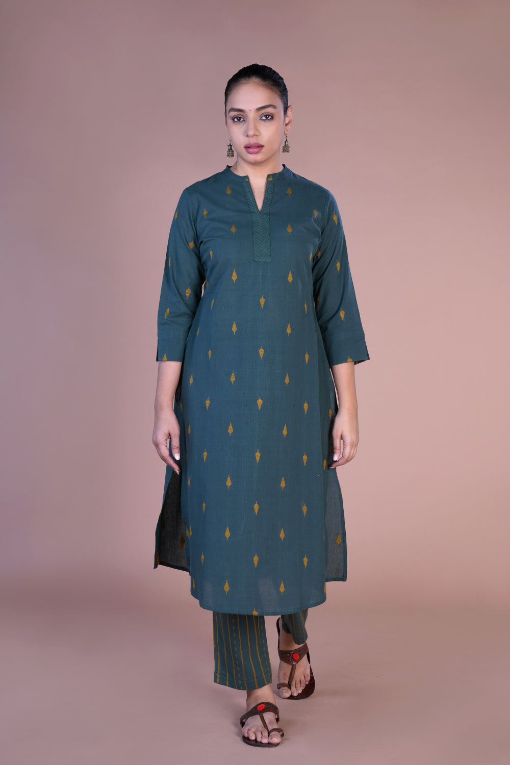 Kalanjali Ethnics Dark teal kurti and pants set - view 2