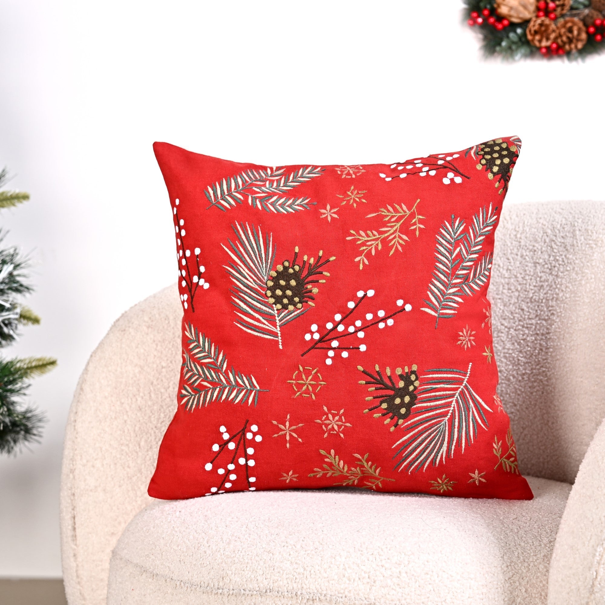 Nestasia Pine Leaves Bright Red Couch Cushion Cover 40x40cm