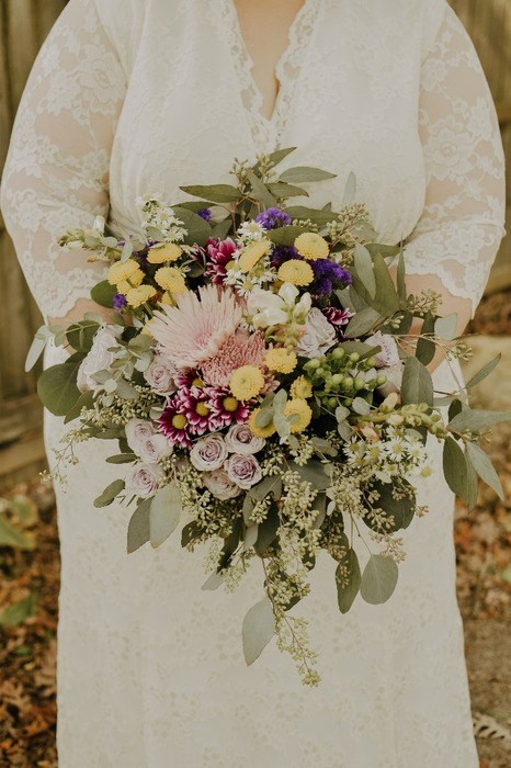 fiftyflowers.com Romantic Backyard Garden Minimony
