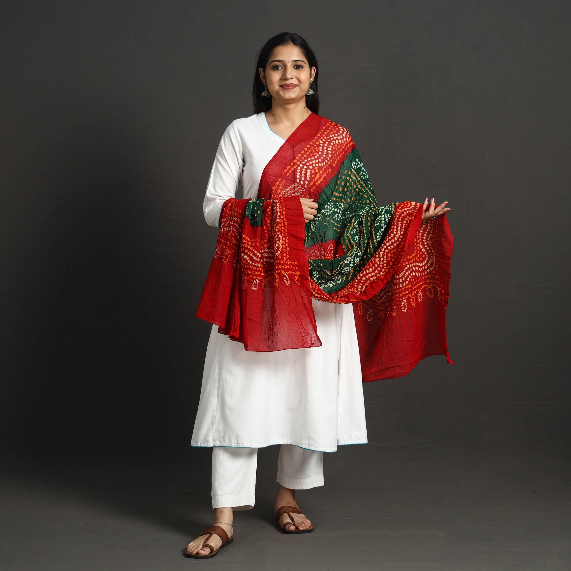 KACHCHH JI CHHAAP Kutch Tie-Dye Cotton Bandhani Dupatta 29 - view 2