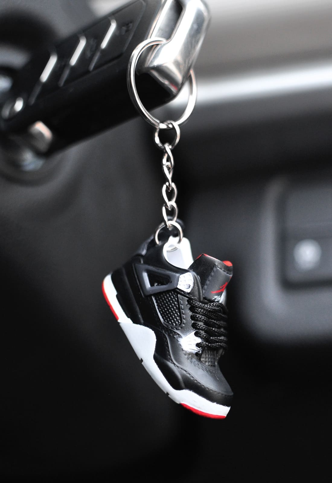 Kicks Machine 3D Sneaker Keychain Jordan 4 BRED - view 2