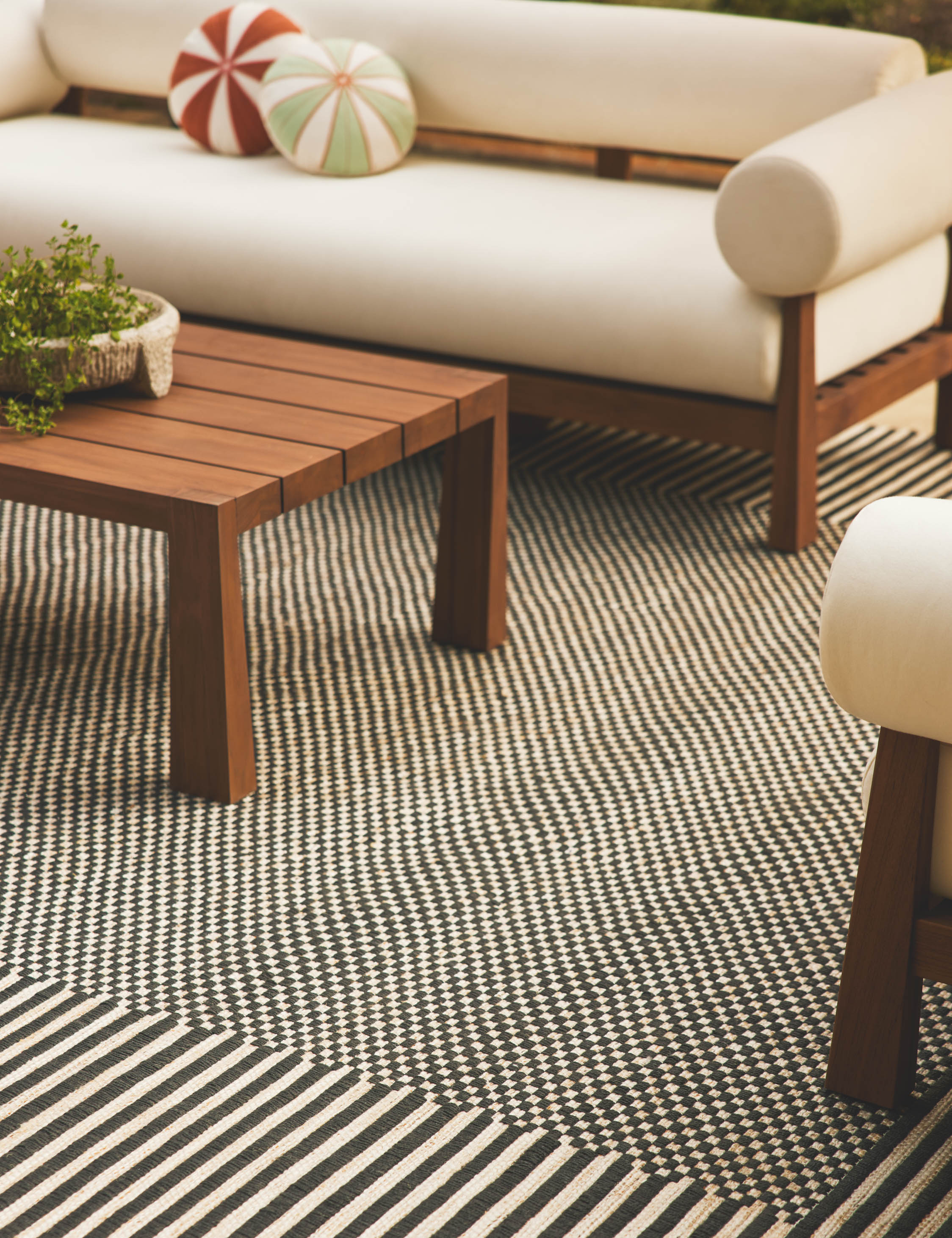 Lulu and Georgia Lavinia Handwoven Indoor / Outdoor Rug - view 2