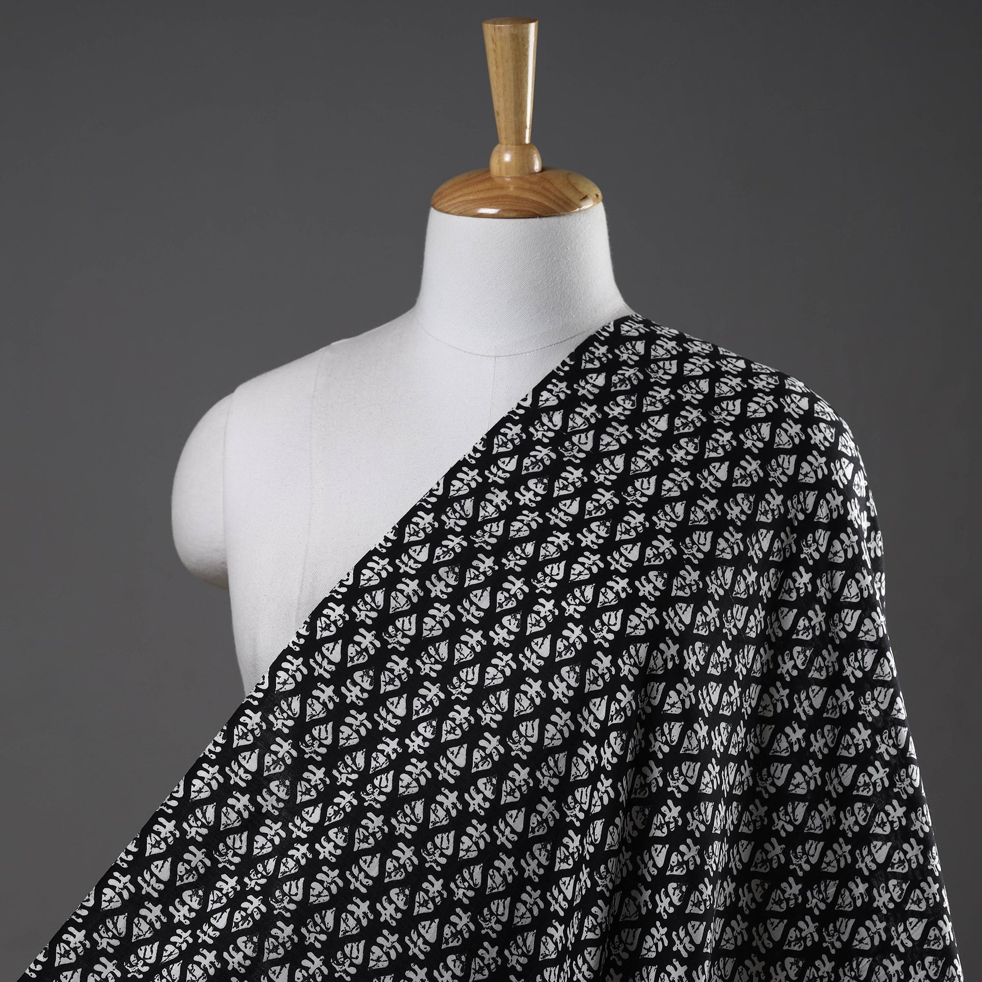 HAVELI CHRONICLES Black Pan Shaped Pattern Jaipur Print Cotton Fabric