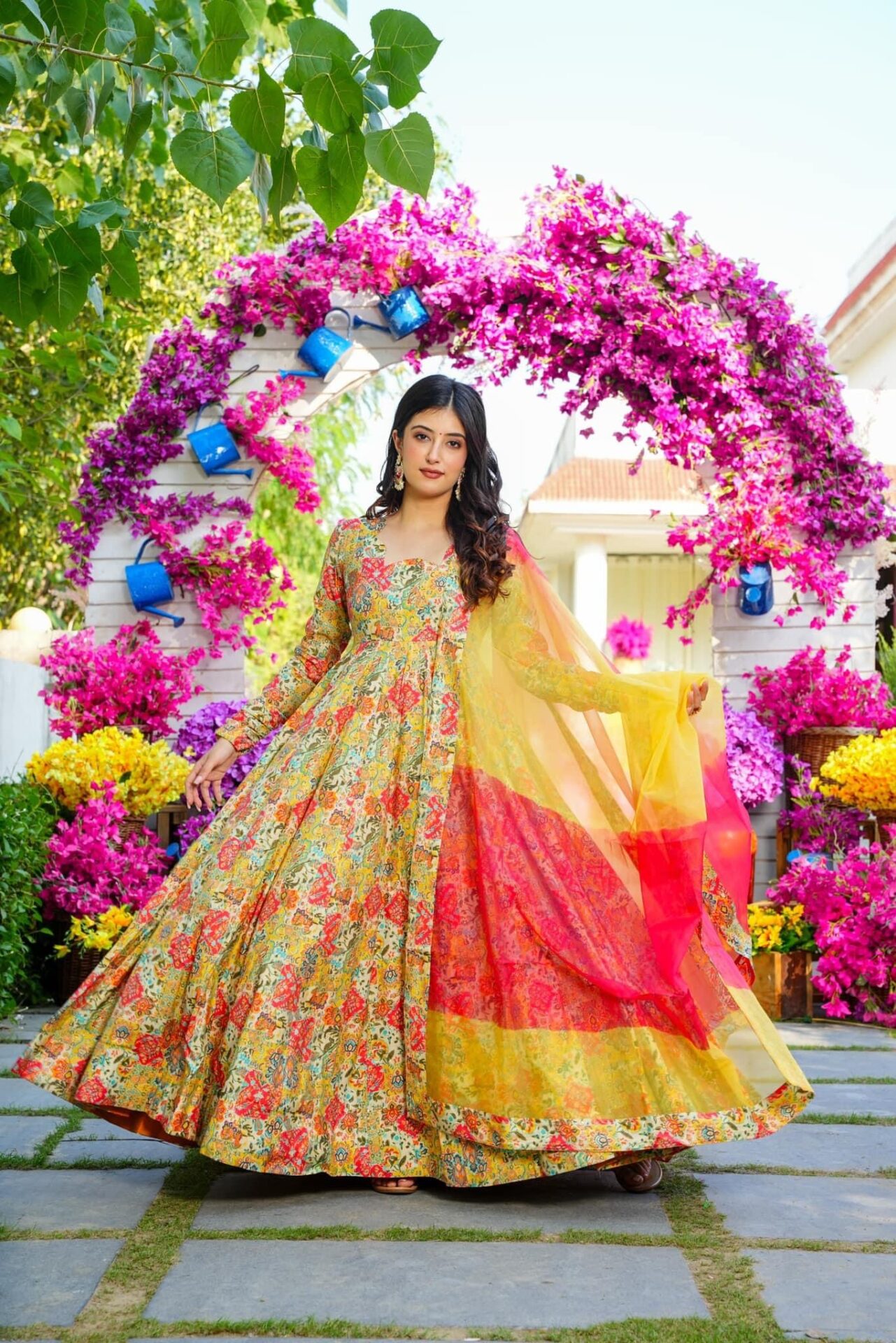 Idaho-o Vasudha muslin maxi set