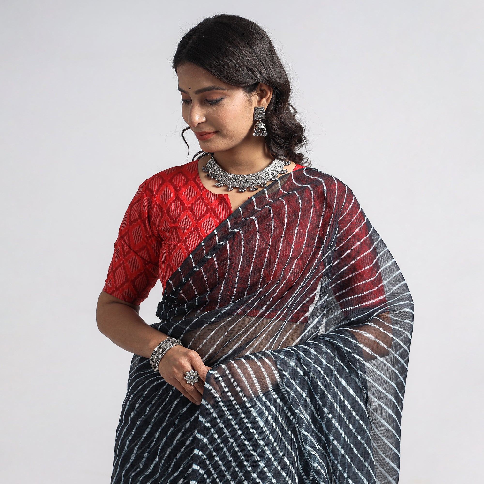 LEHARIYA BY BADSHAH MIYAN Black - Leheriya Tie-Dye Kota Doria Cotton Saree 01 - view 4