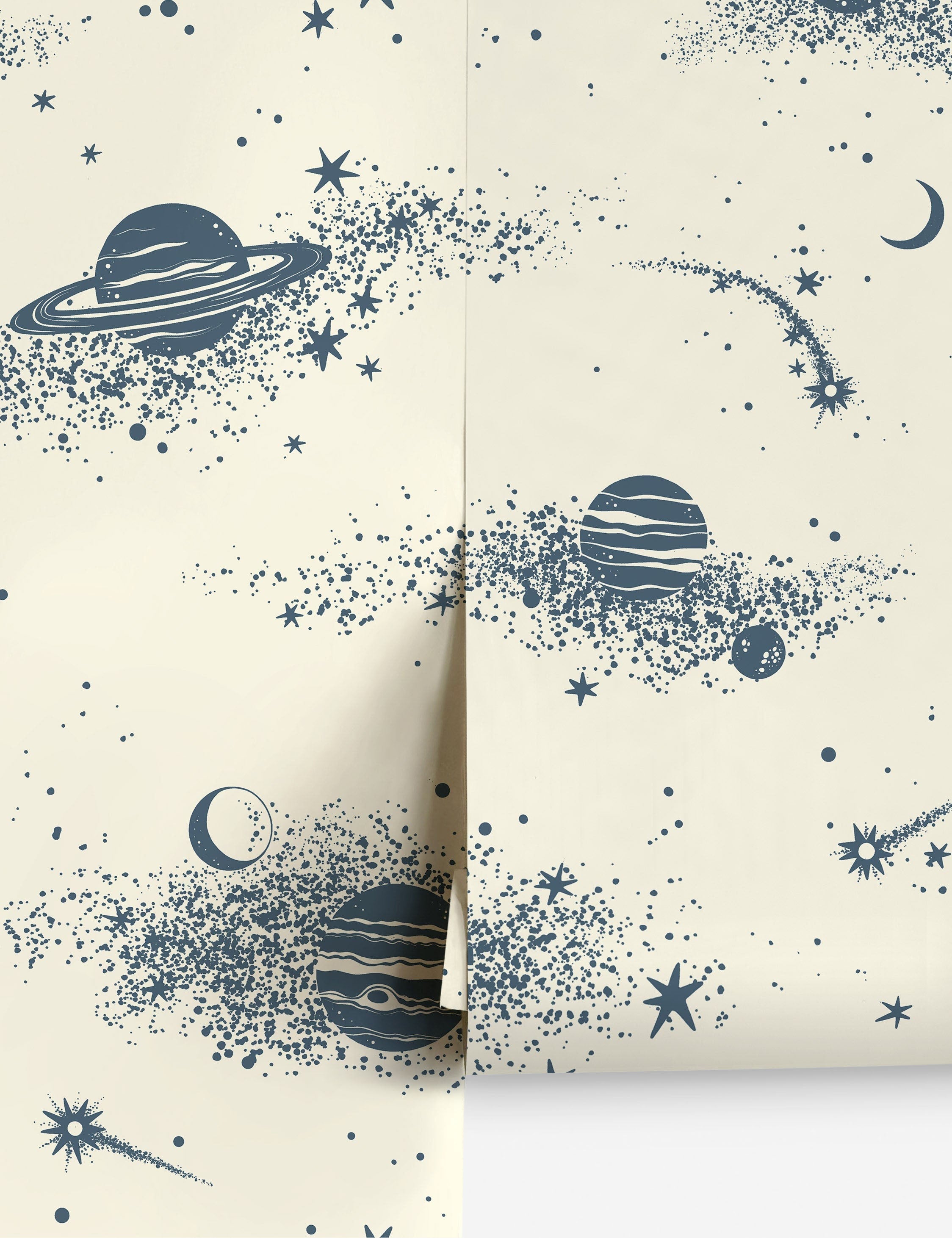 Lulu and Georgia Cassiopeia Wallpaper – Ivory