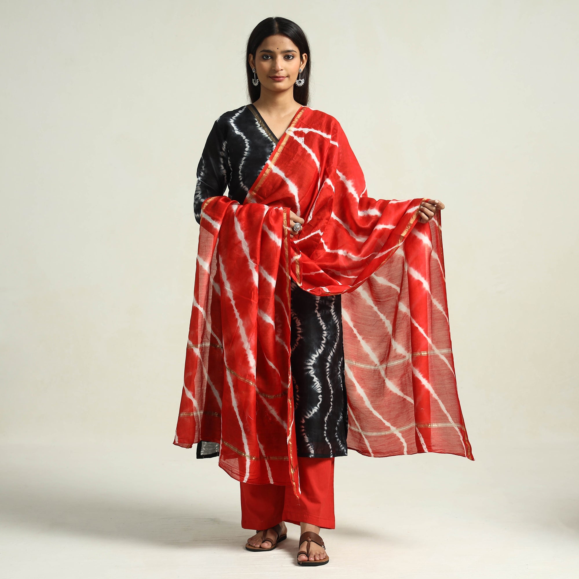 ITOKRI CASUALS Black - Shibori Tye-Dye Chanderi Silk Kurta with Palazzo & Dupatta Set - view 2